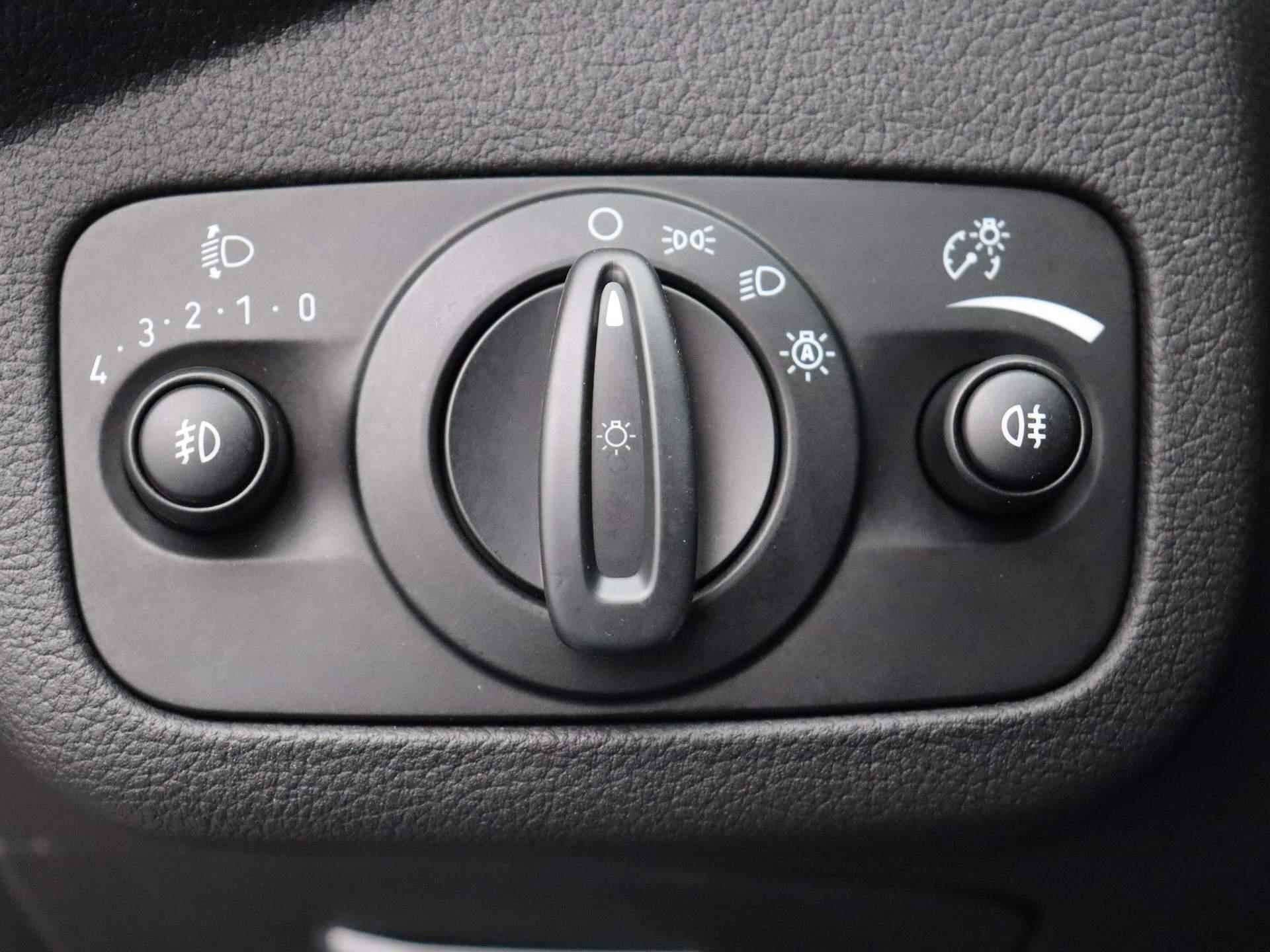 Ford C-Max 1.0 Titanium | Cruise Control | Navigatie | Climate Control | Push To Start | - 18/38