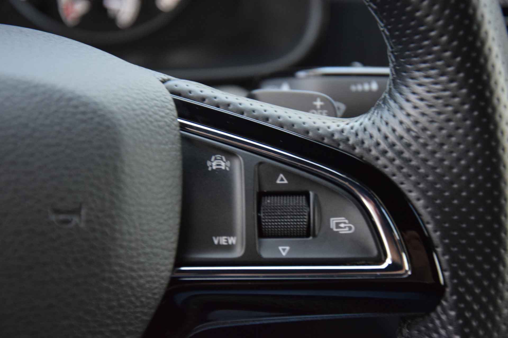 Škoda Scala 1.5 TSI 150PK DSG Automaat Sport Business | NL-Auto | BOVAG Garantie | Sunset glas achter | Parkeercamera | DAB | Keyless Start | Apple Carplay/Android Auto | - 26/40