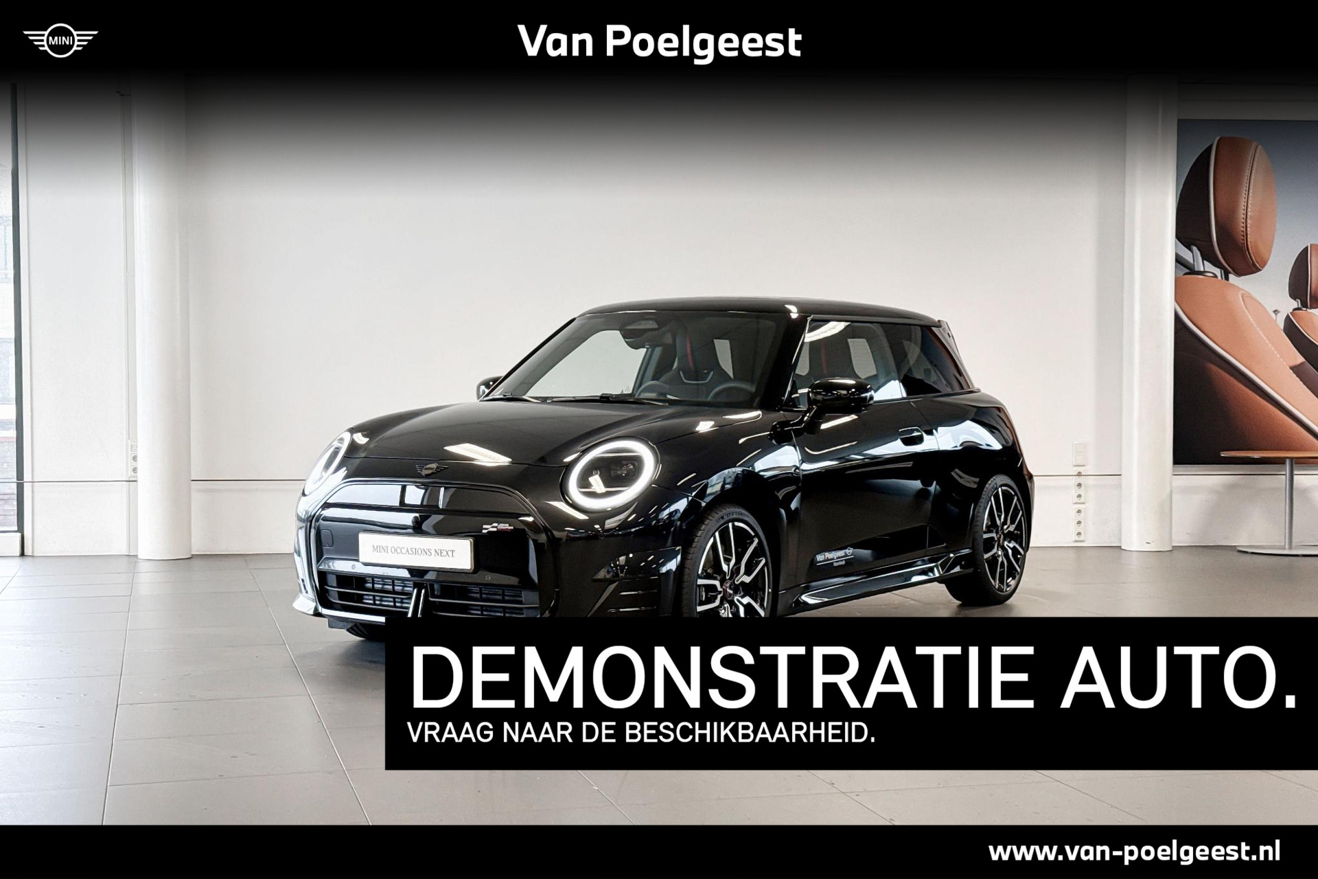 MINI Cooper 3-deurs E John Cooper Works 40.7 kWh | JCW | Harman Kardon | Glazen Panoramadak | Geheugenstoelen | Stoelverwarming |