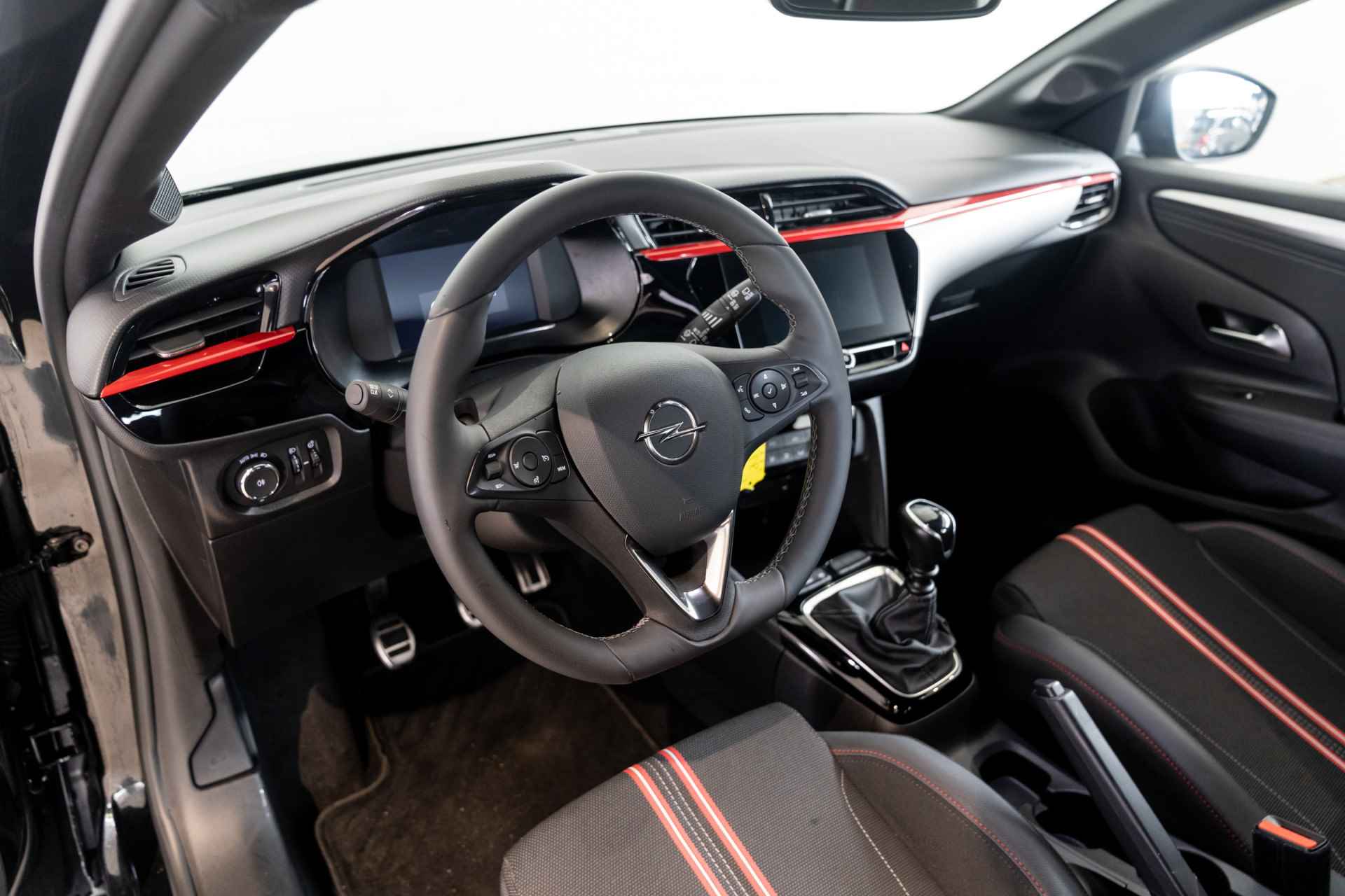 Opel Corsa 1.2 Turbo 100PK GS Line | Apple Carplay & Android Auto | Lichtmetaal | Cruise Controle | 1e Eigenaar - 12/30