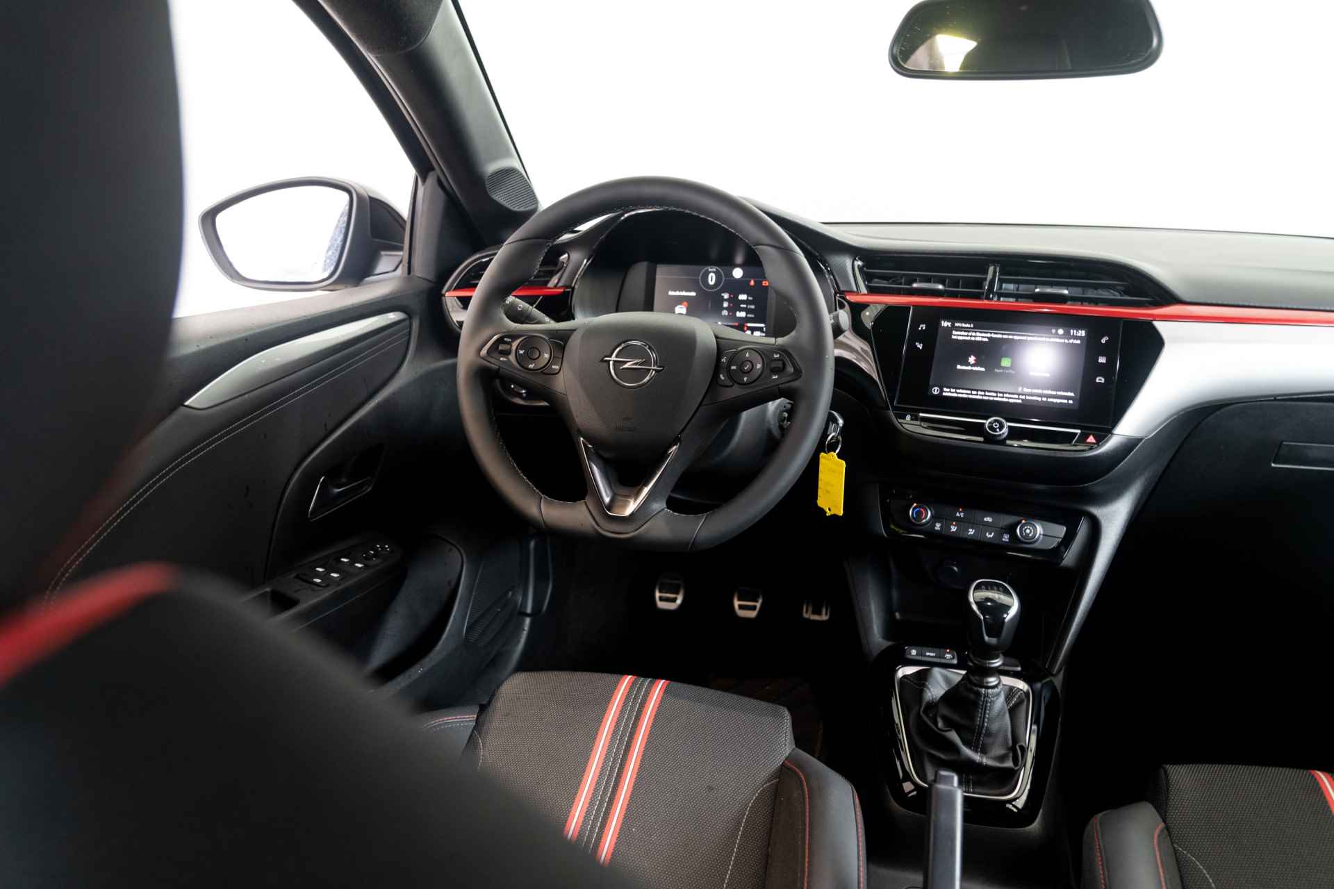 Opel Corsa 1.2 Turbo 100PK GS Line | Apple Carplay & Android Auto | Lichtmetaal | Cruise Controle | 1e Eigenaar - 28/30