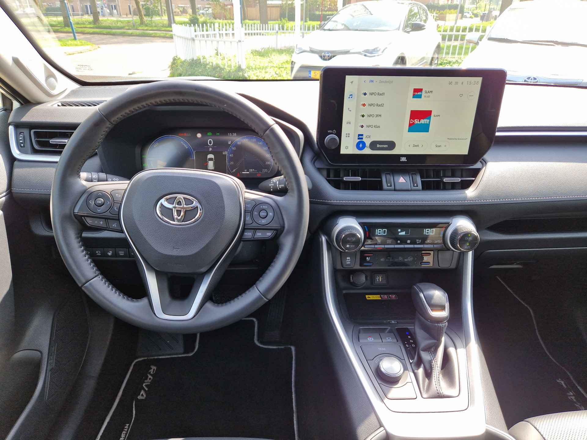 Toyota RAV4 2.5 Hybrid AWD Executive Premium Panoramadak JBL audio, Stoel verwarmd + koeling, Dodehoekdetectie, Elek.stoelen + Geheugen , All-in Rijklaarprijs - 13/35