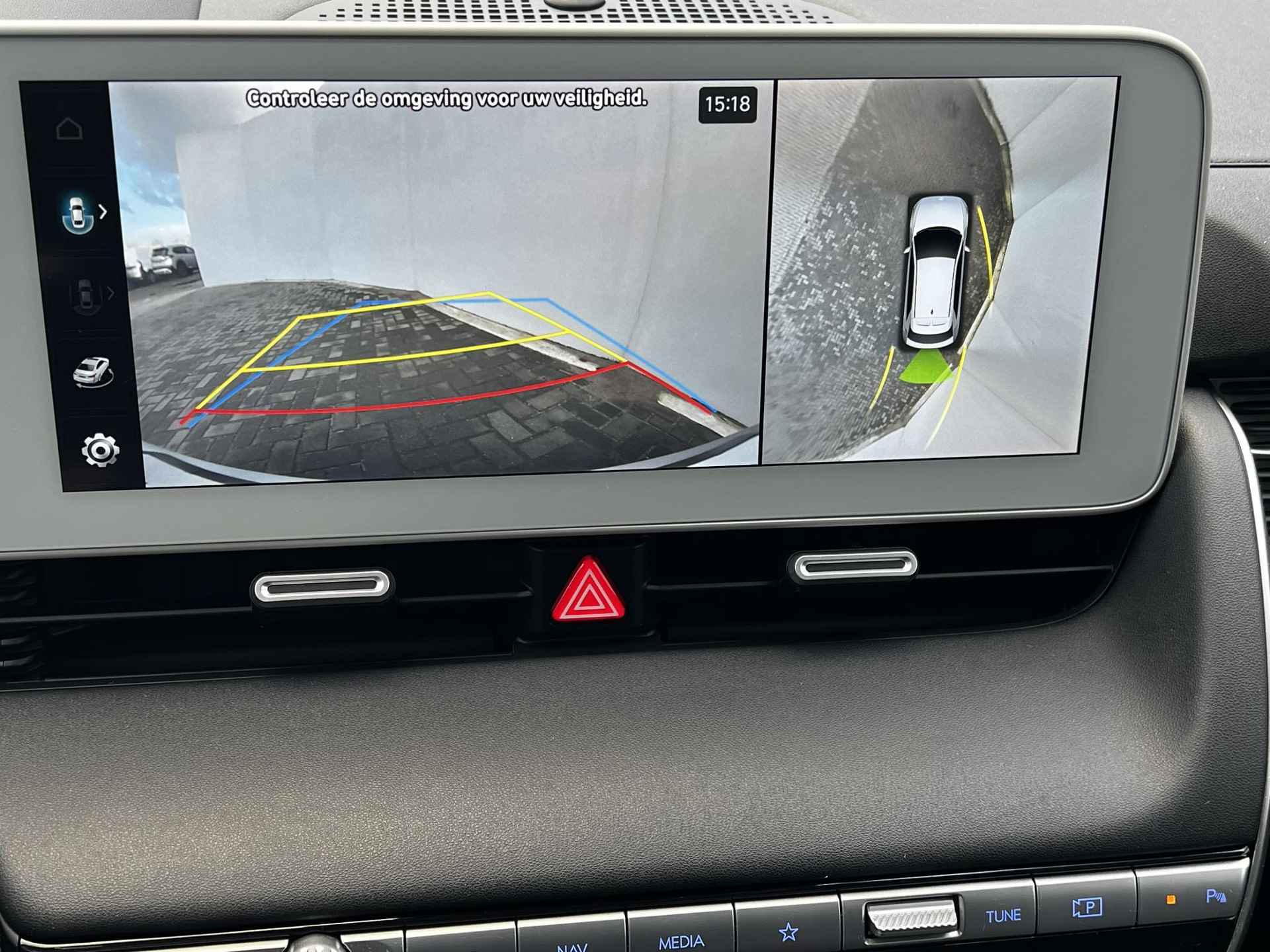 Hyundai IONIQ 5 Lounge 73kWh RWD Automaat / Panoramadak / Accu SoH 100% / Trekgewicht 1.600kg / WTLP 451 km / Adaptief CC / Navi / Apple Carplay Android / - 57/70