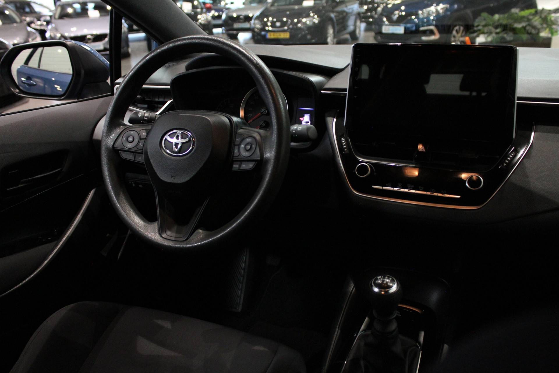 Toyota Corolla Touring Sports 1.2 Turbo Comfort | Navigatie | Lm velgen | - 3/19