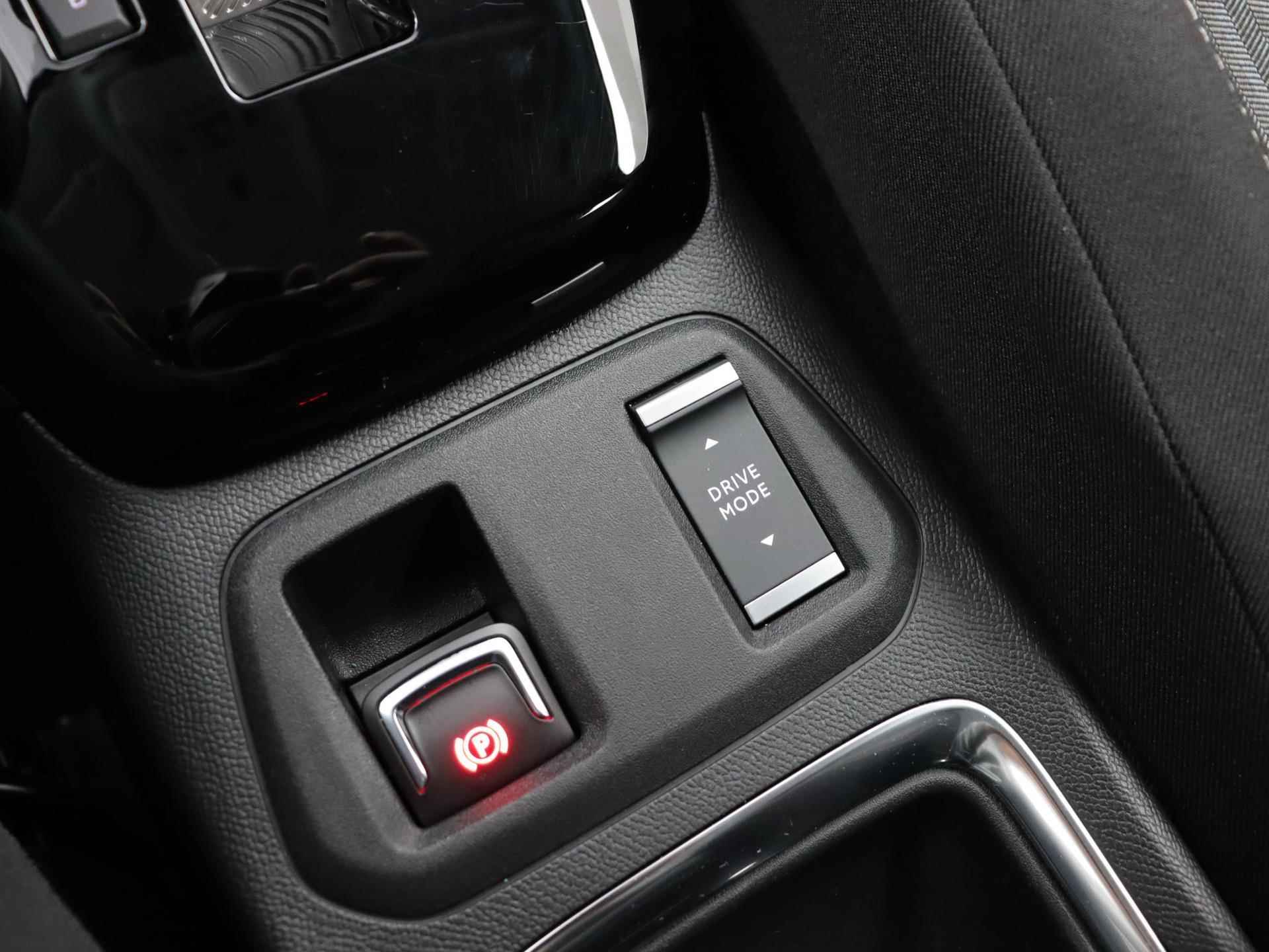 Opel Corsa-e Edition | Climate control | Apple Carplay/Android Auto | Verwarmbare voorstoelen - 23/28
