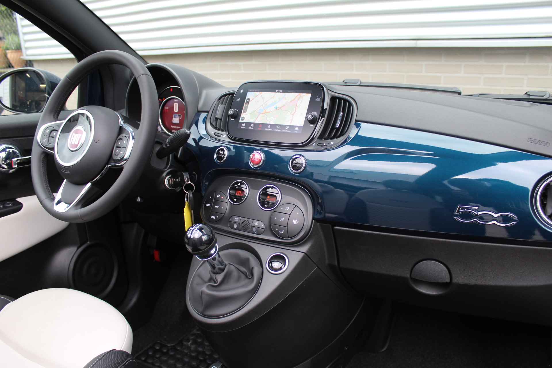 Fiat 500C 1.0 Hybrid Dolcevita | ACTIEMAAND! | Navigatie | Climate | Carplay | Parkeersensoren - 6/33