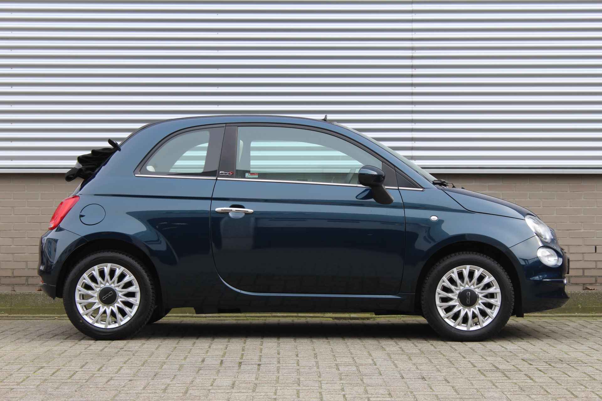 Fiat 500C 1.0 Hybrid Dolcevita | ACTIEMAAND! | Navigatie | Climate | Carplay | Parkeersensoren - 2/33