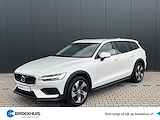 Volvo V60 Cross Country T5 AWD Pro | Trekhaak | BLIS | Camera | Standkachel | Keyless Entry