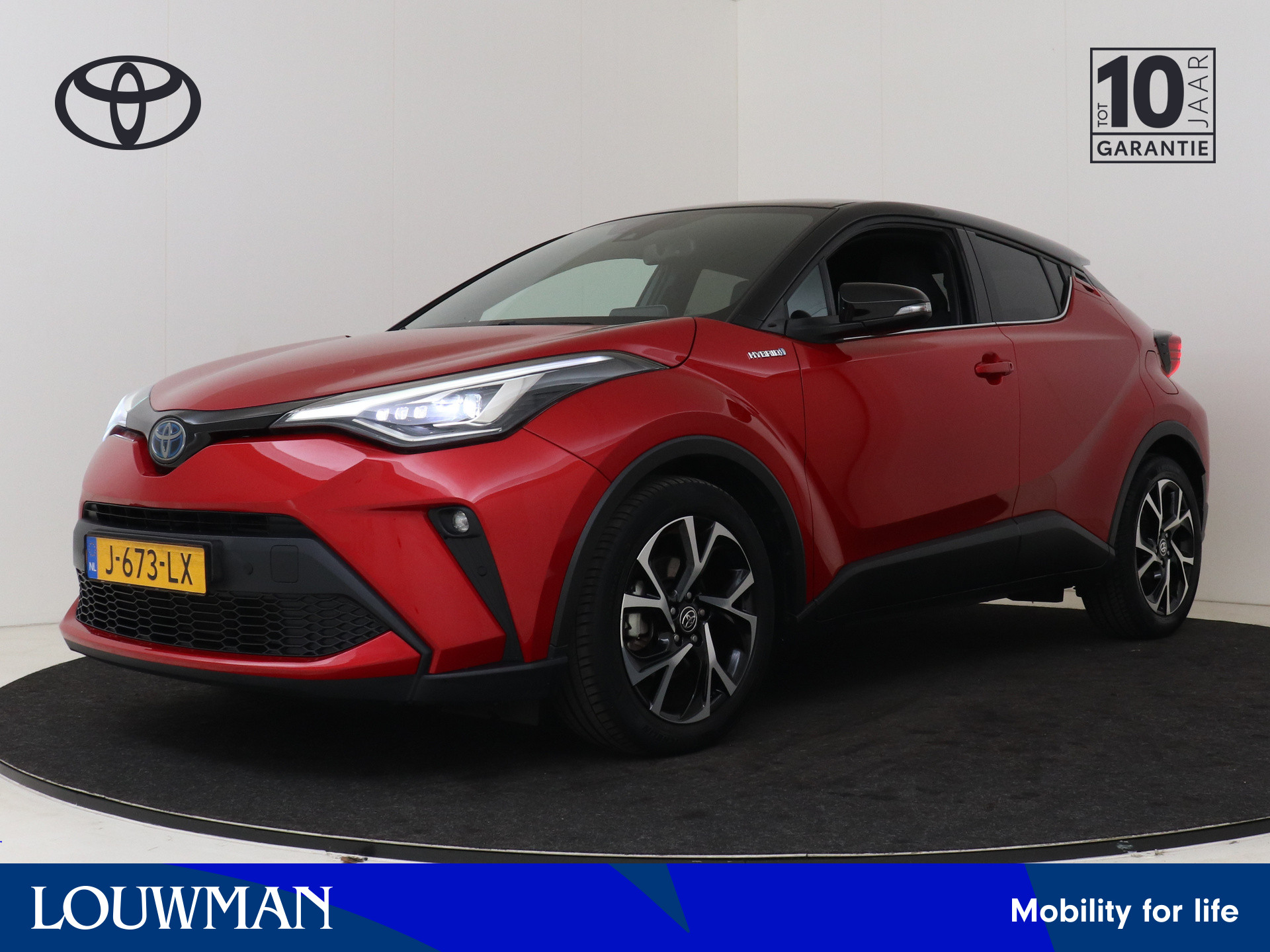 Toyota C-HR 1.8 Hybrid First Edition I Navigatie I Climate Control I Cruise Control I Camera I USB I LM Velgen I 1e Eigenaar I Dealer Onderhouden I Stoelverwarming Voor I Trekhaak Afneembaar I