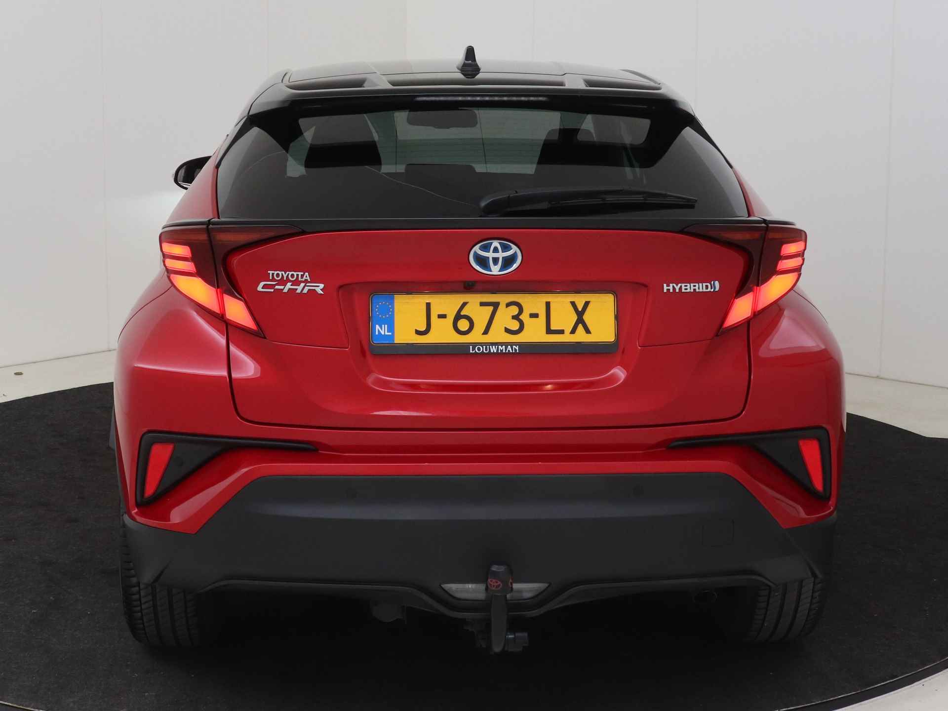 Toyota C-HR 1.8 Hybrid First Edition I Navigatie I Climate Control I Cruise Control I Camera I USB I LM Velgen I 1e Eigenaar I Dealer Onderhouden I Stoelverwarming Voor I Trekhaak Afneembaar I - 30/51