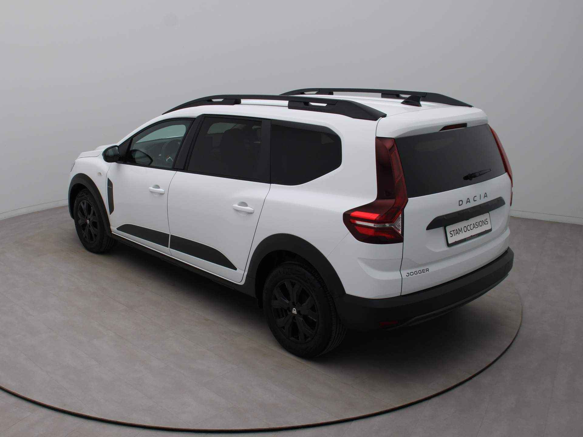 Dacia Jogger TCe 110pk Extreme 5p. Camera | Climate | Navi | Parksens. a. | 16" Velgen - 13/38