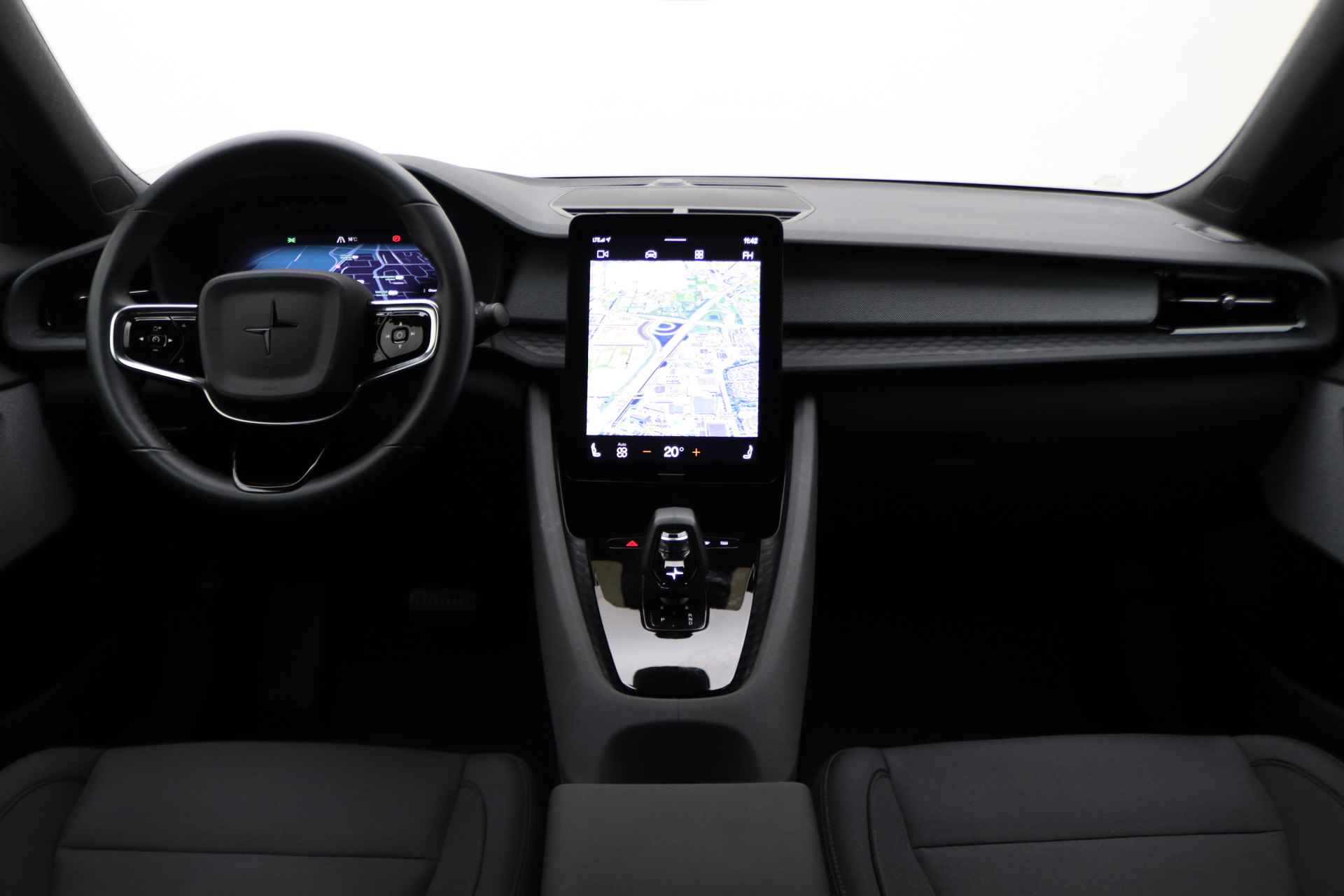 Polestar 2 Standard Range Single Motor 69 kWh ACC, 360° Camera, Apple Carplay, Climate Control, 19'' - 2/44