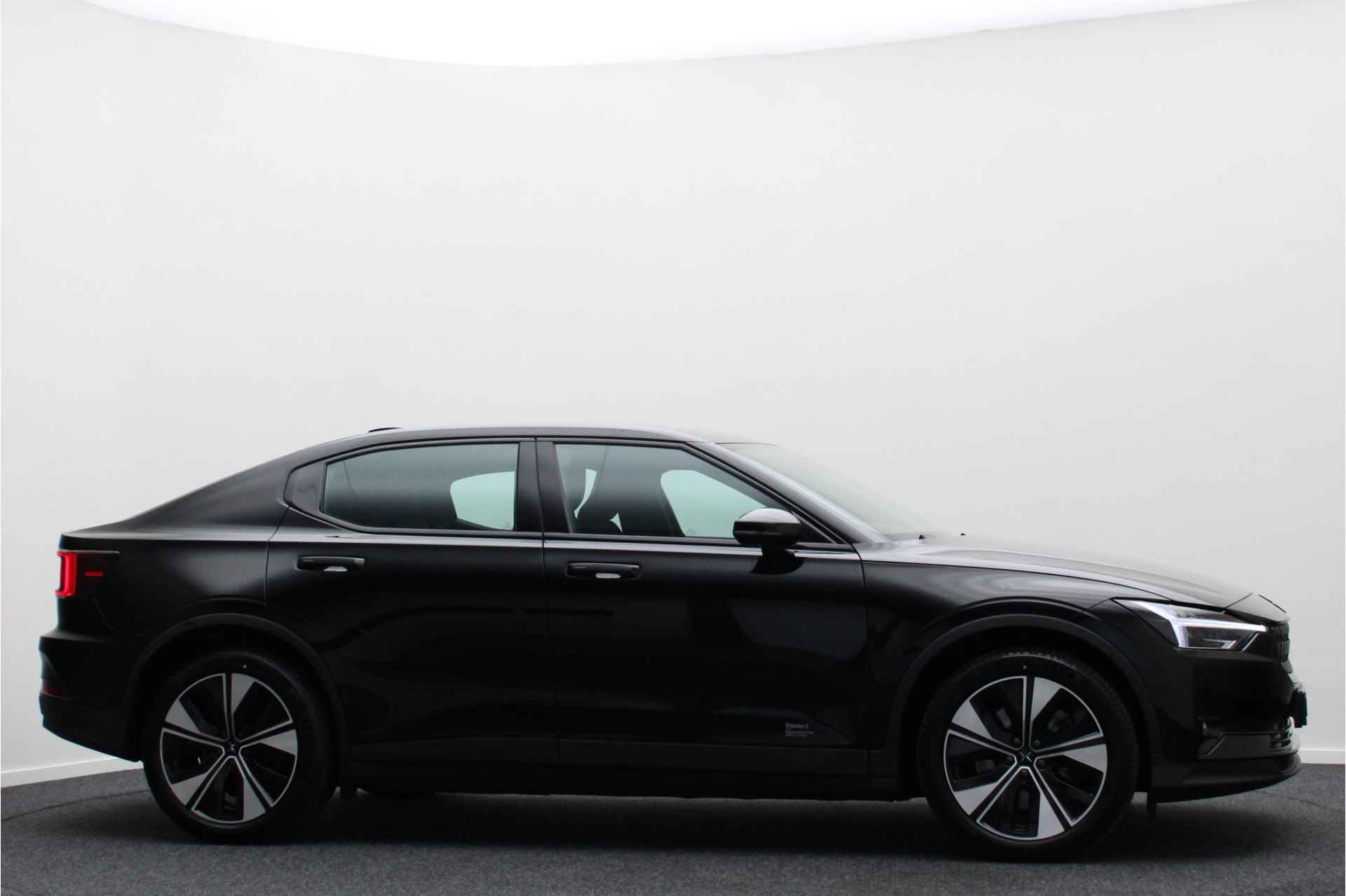 Polestar 2 Standard Range Single Motor 69 kWh ACC, 360° Camera, Apple Carplay, Climate Control, 19'' - 21/45