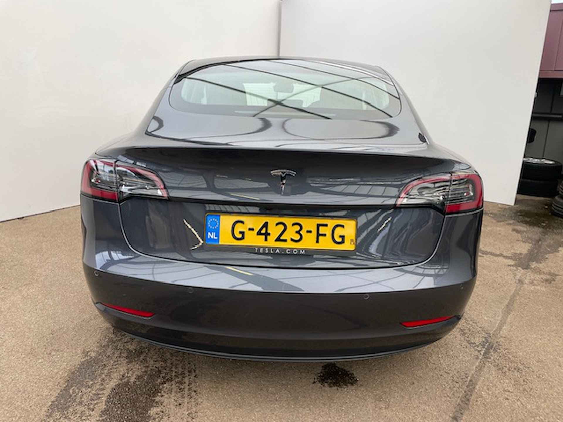 TESLA Model 3 Standard Plus RWD - 5/13