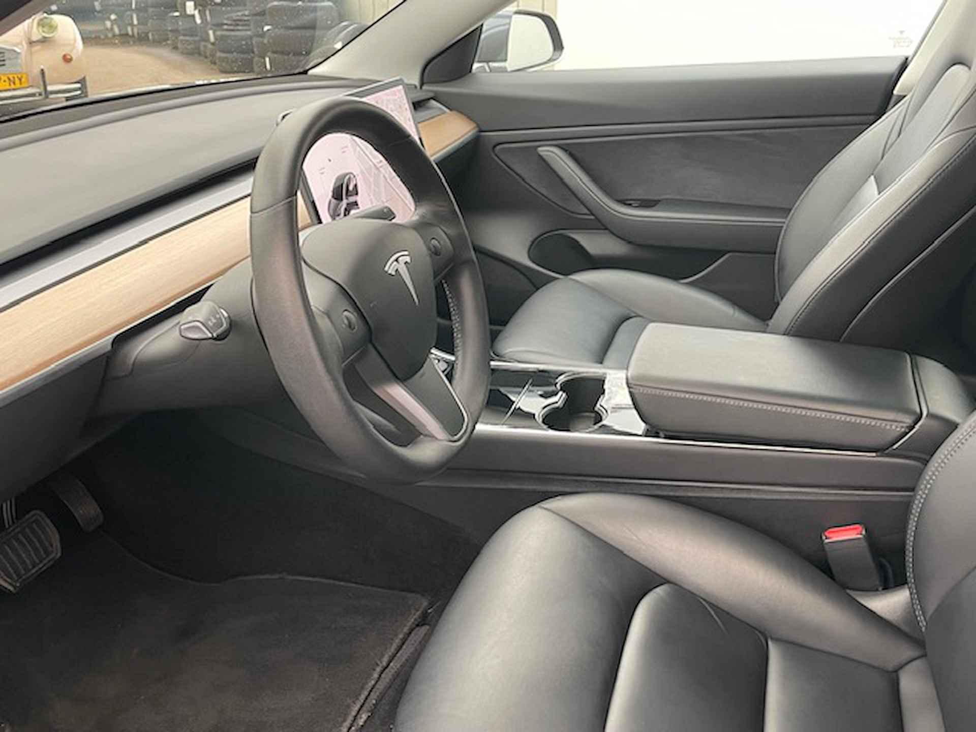 TESLA Model 3 Standard Plus RWD - 6/13