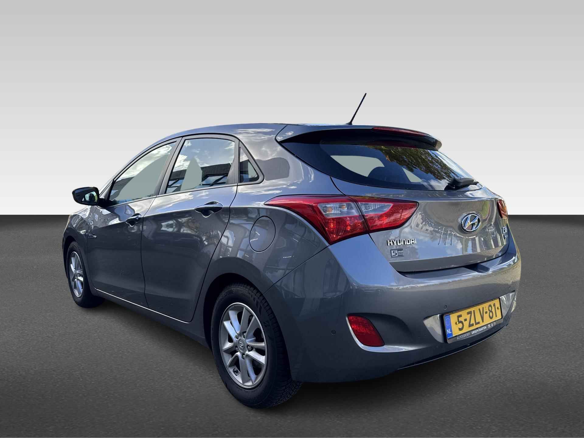 Hyundai i30 1.6 GDI i-Motion Plus - 3/25