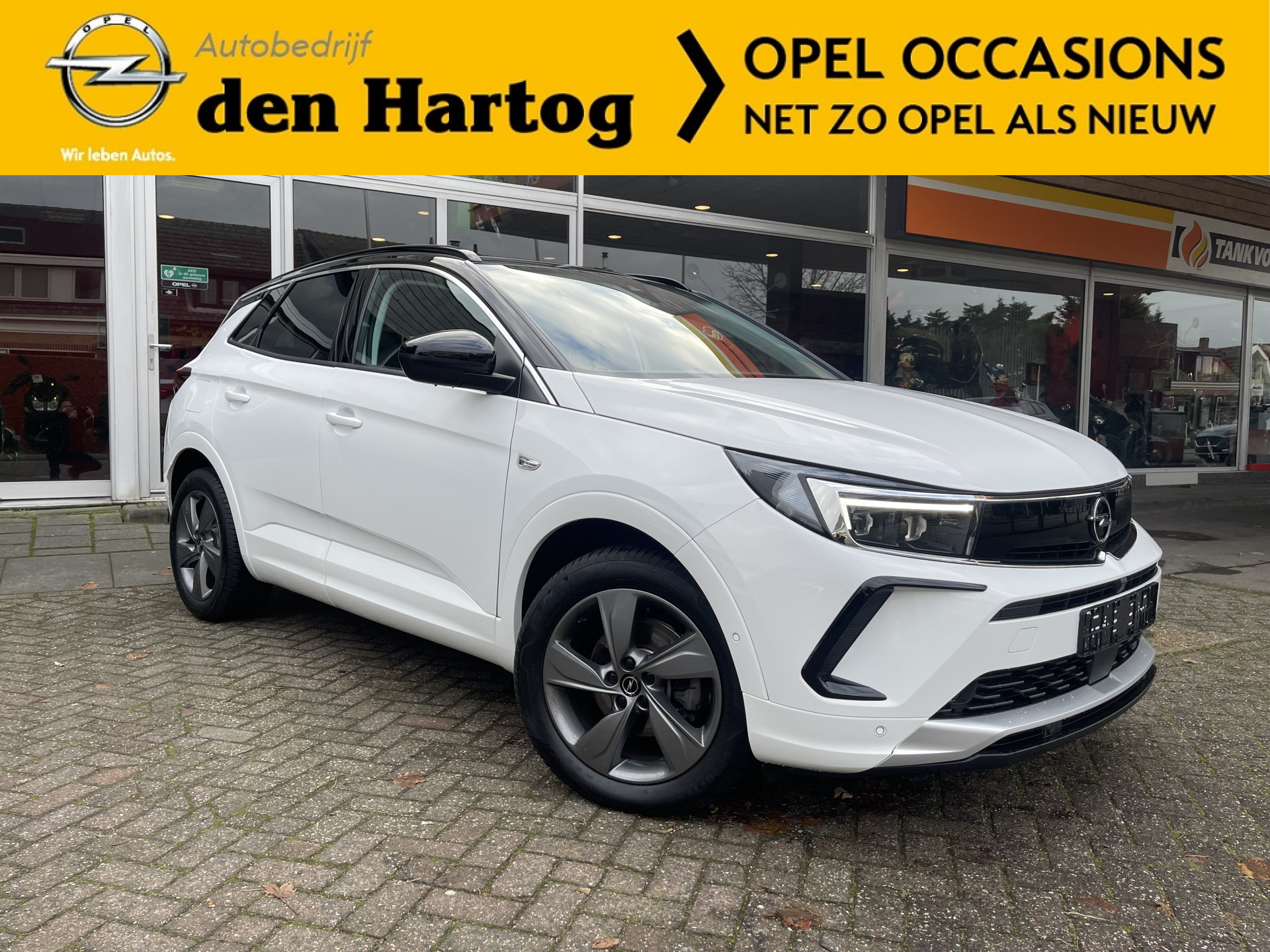 Opel Grandland 1.2 Turbo Ultimate Leder/360 camera/Stoel en stuurverwarming.