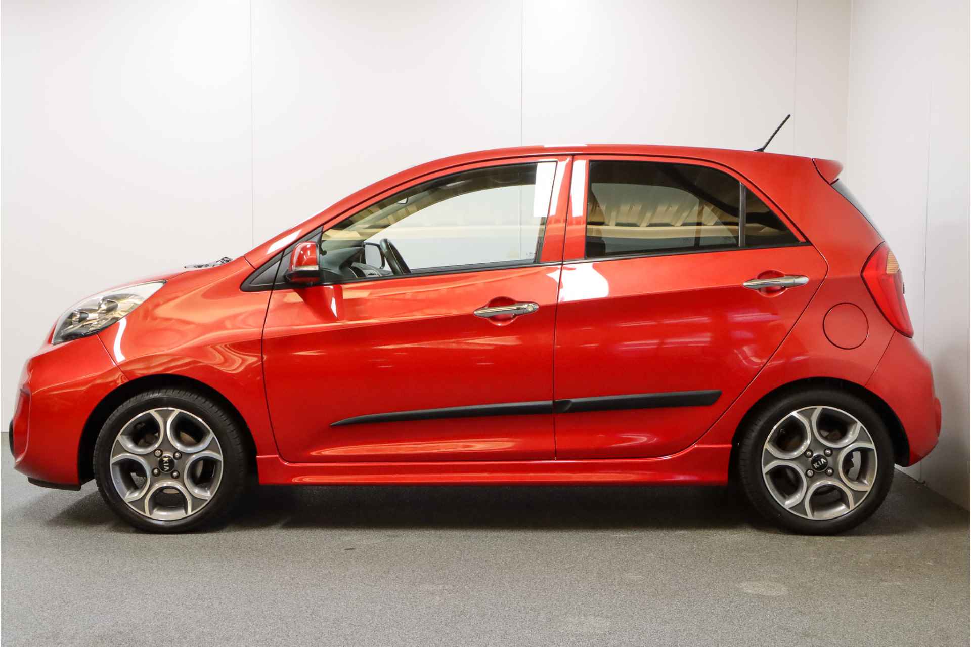 Kia Picanto 1.2 CVVT SportsLine - 3/39