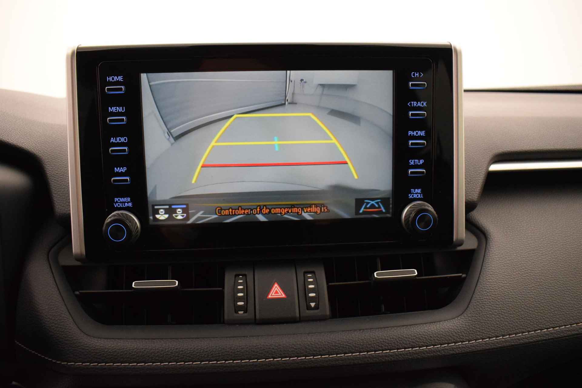 Toyota RAV4 2.5 Hybrid AWD Executive Apple/Android  Automaat - 30/35