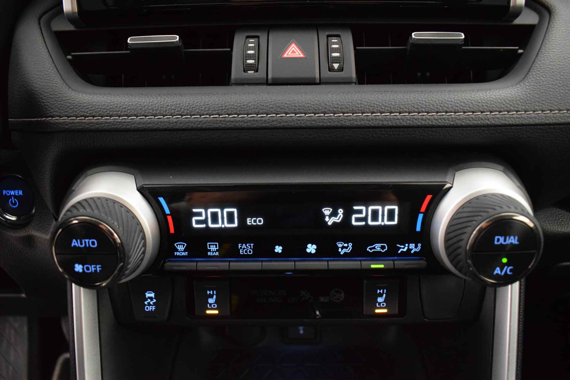 Toyota RAV4 2.5 Hybrid AWD Executive Apple/Android  Automaat - 31/35
