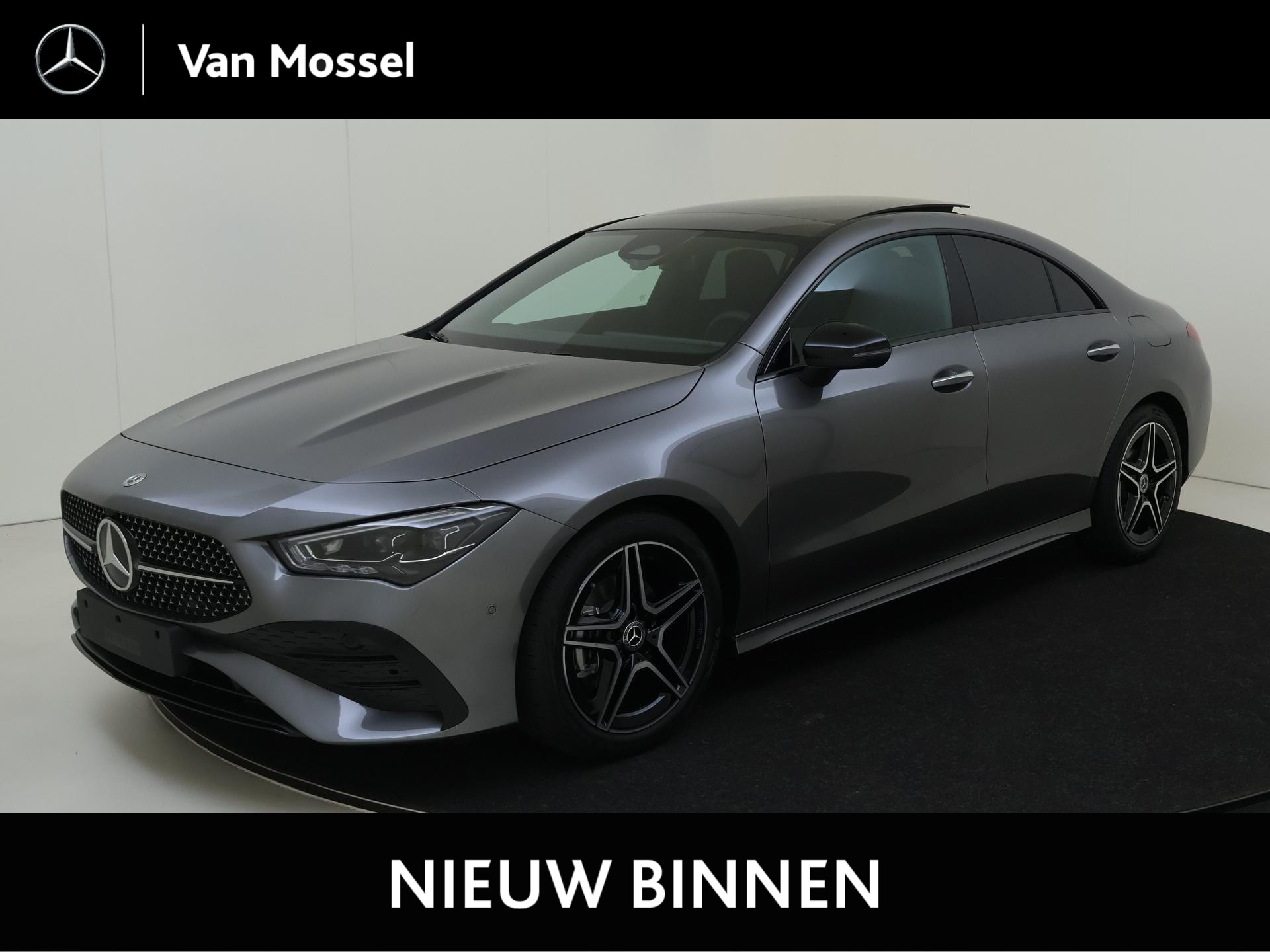 Mercedes-Benz CLA-klasse 180 Star Edition AMG Line Nightpakket / Panoramaschuifdak / Smartphone-integratie / DISTRONIC/ Multibeam