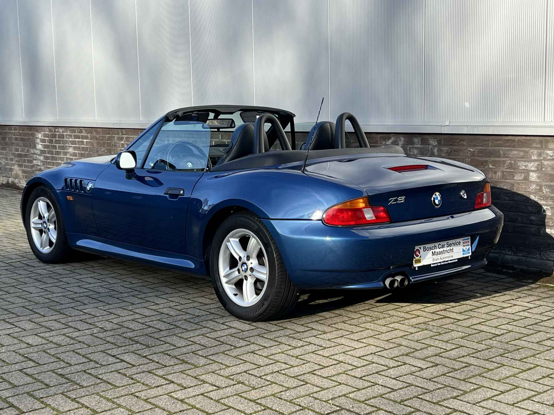 BMW Z3 Roadster 2.0 S | M-Sport | 1. Owner | Full service history | 2.0 S  Interesse, Proefrit? Bel of app met: 06-24 28 28 42 - 6/27