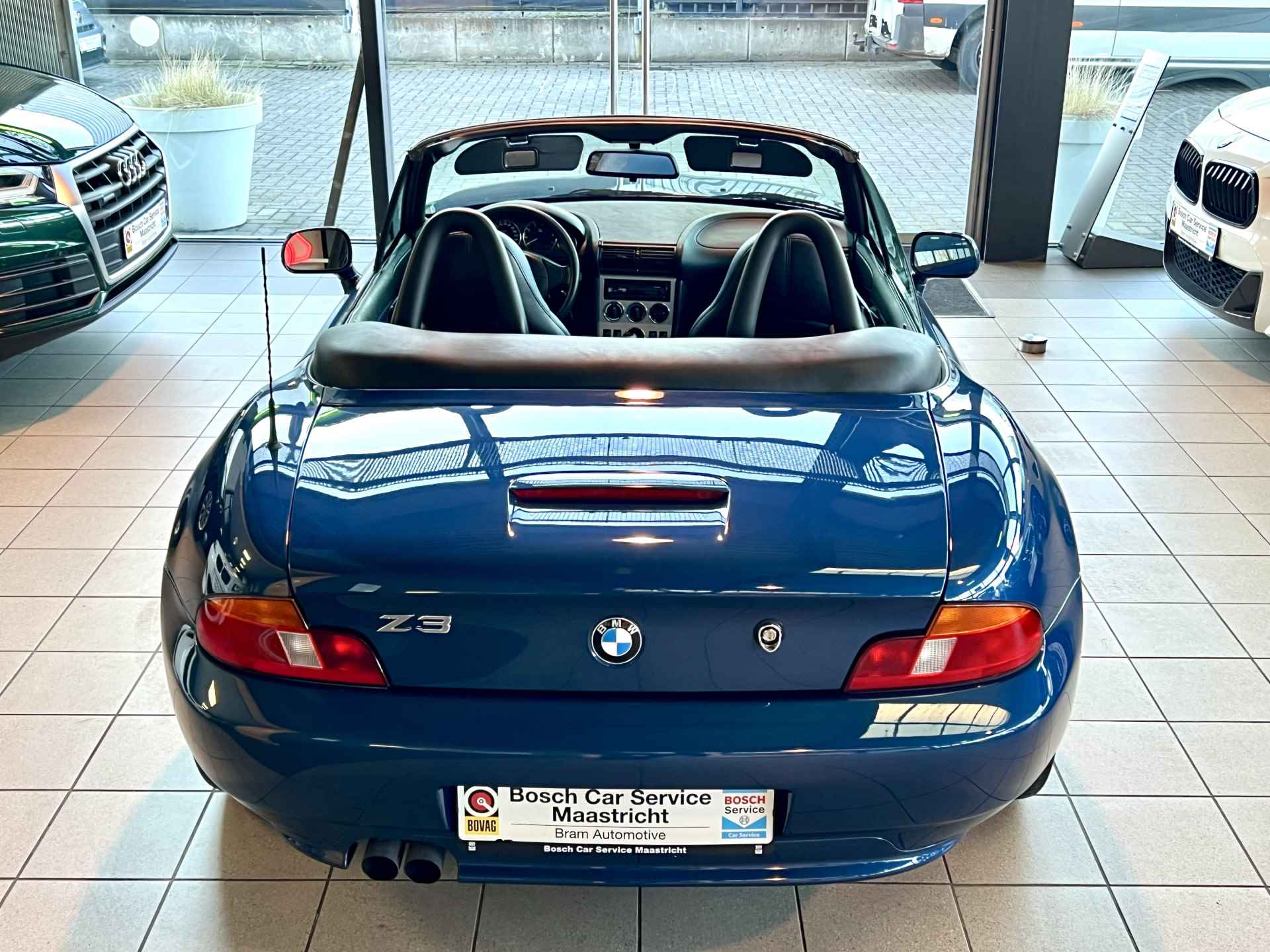 BMW Z3 Roadster 2.0 S | M-Sport | 1. Owner | Full service history | 2.0 S  Interesse, Proefrit? Bel of app met: 06-24 28 28 42 - 34/35