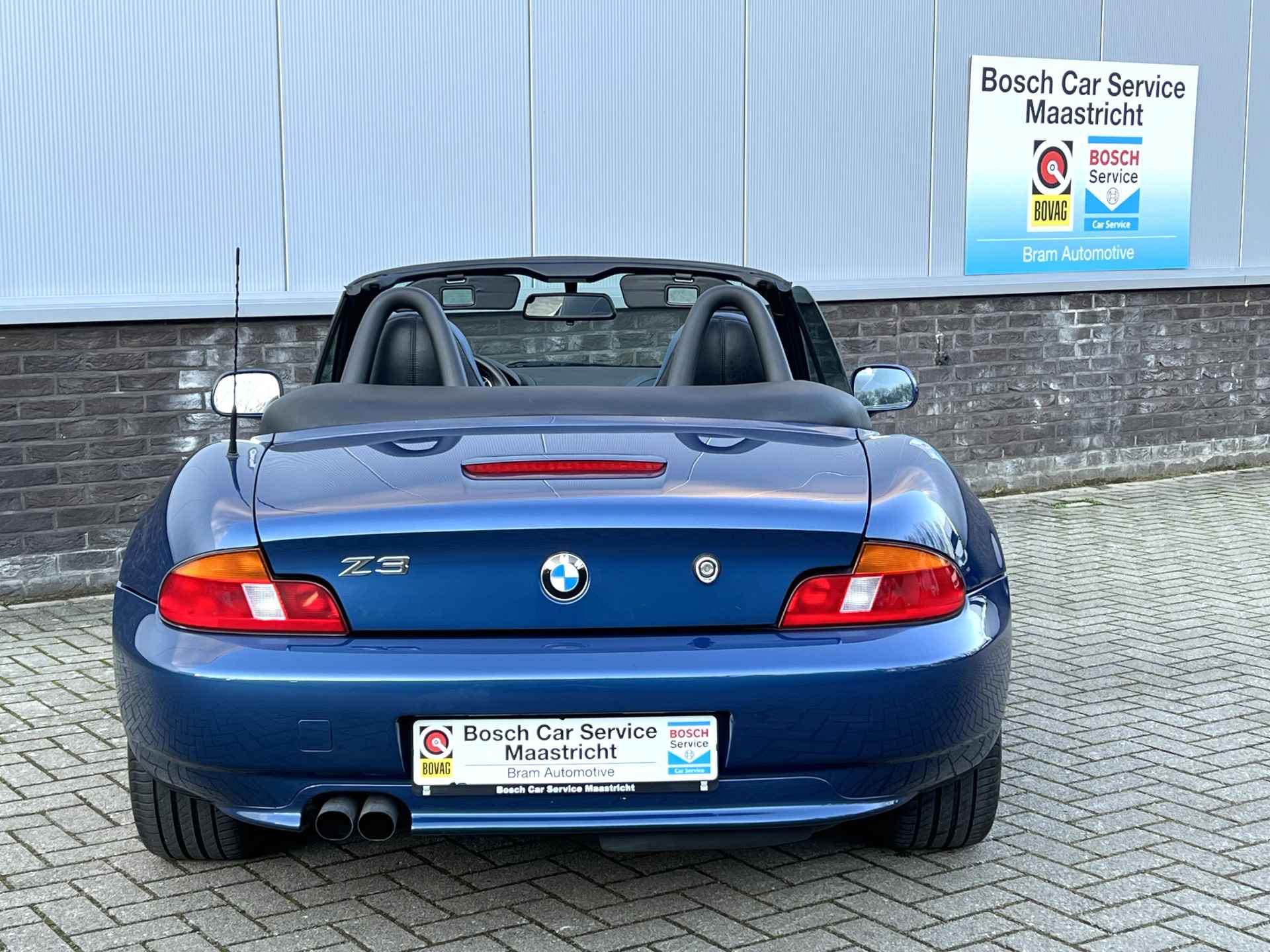 BMW Z3 Roadster 2.0 S | M-Sport | 1. Owner | Full service history | 2.0 S  Interesse, Proefrit? Bel of app met: 06-24 28 28 42 - 7/35