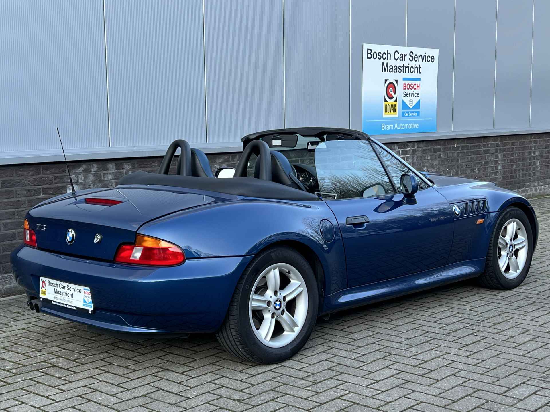 BMW Z3 Roadster 2.0 S | M-Sport | 1. Owner | Full service history | 2.0 S  Interesse, Proefrit? Bel of app met: 06-24 28 28 42 - 9/35