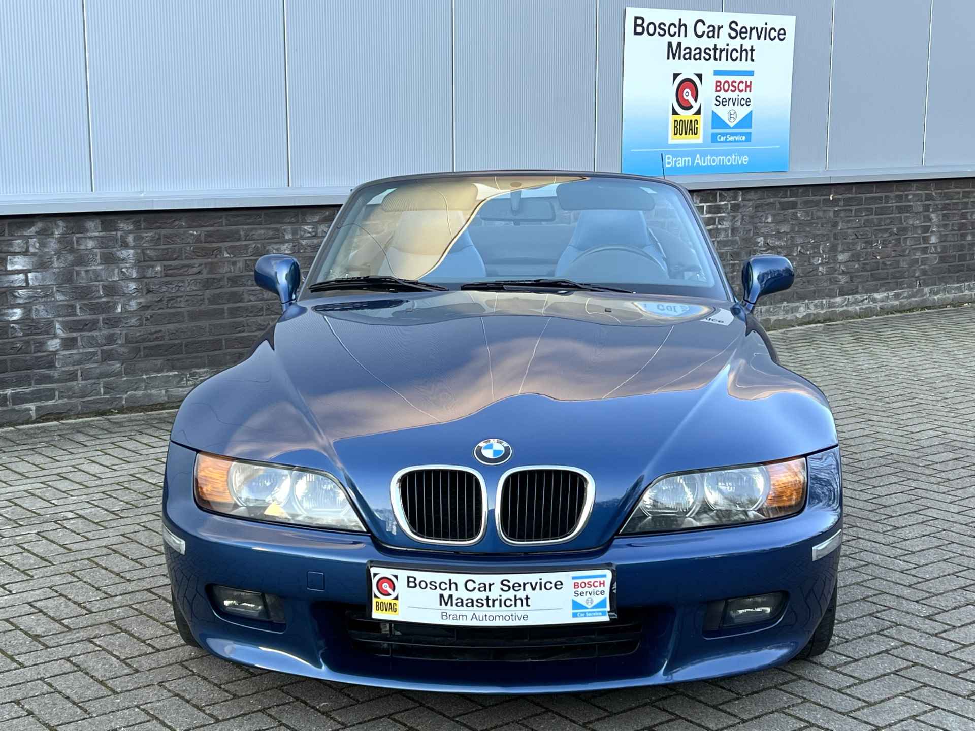 BMW Z3 Roadster 2.0 S | M-Sport | 1. Owner | Full service history | 2.0 S  Interesse, Proefrit? Bel of app met: 06-24 28 28 42 - 10/35