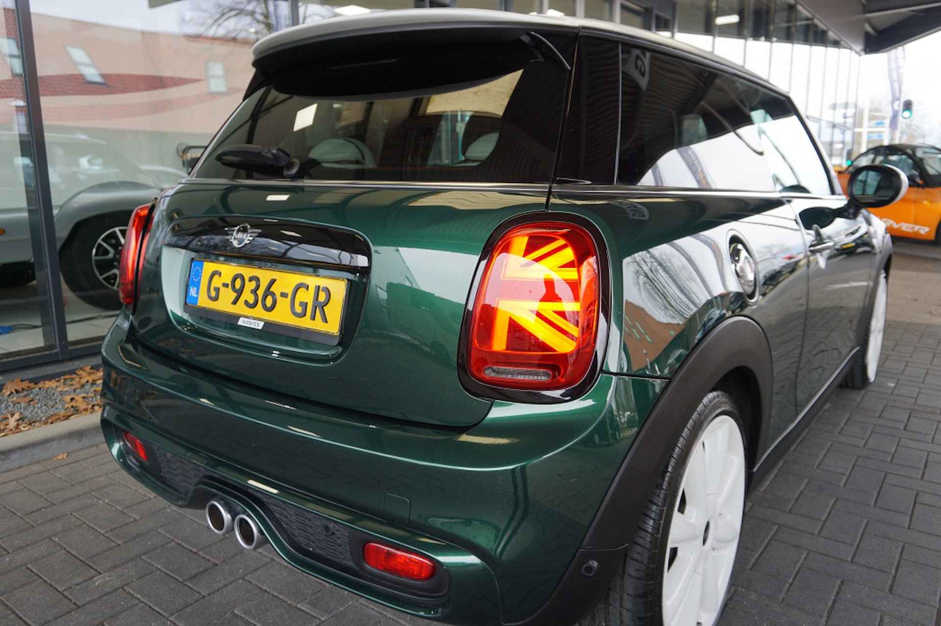 Mini Mini 2.0 Cooper S Chili Automaat | Stoelverwarming | Navigatie - 5/40