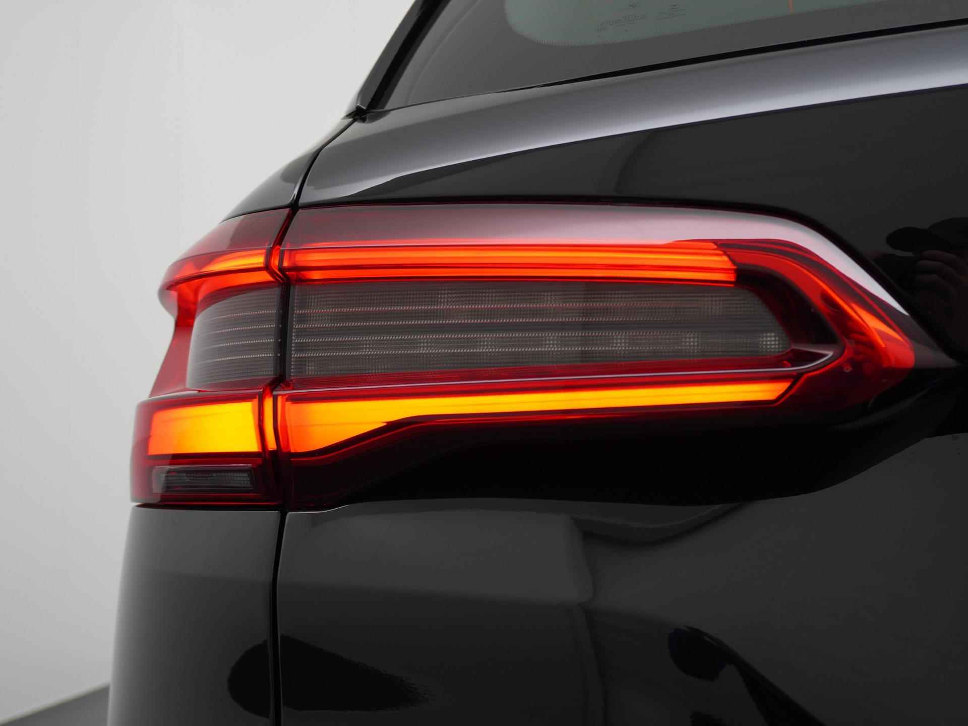 BMW X5 XDrive30d M SPORT High Executive | ELEK TREKHAAK | PANO | LEDER | - 10/56