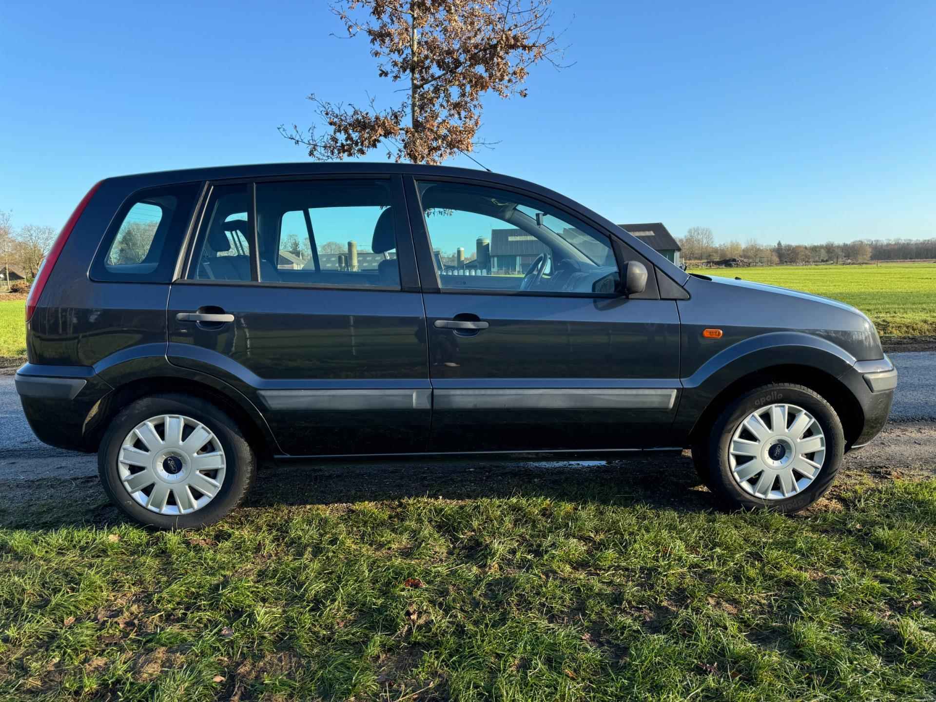 Ford Fusion 1.4-16V Comfort met airco en pas 85.600km gereden - 4/23