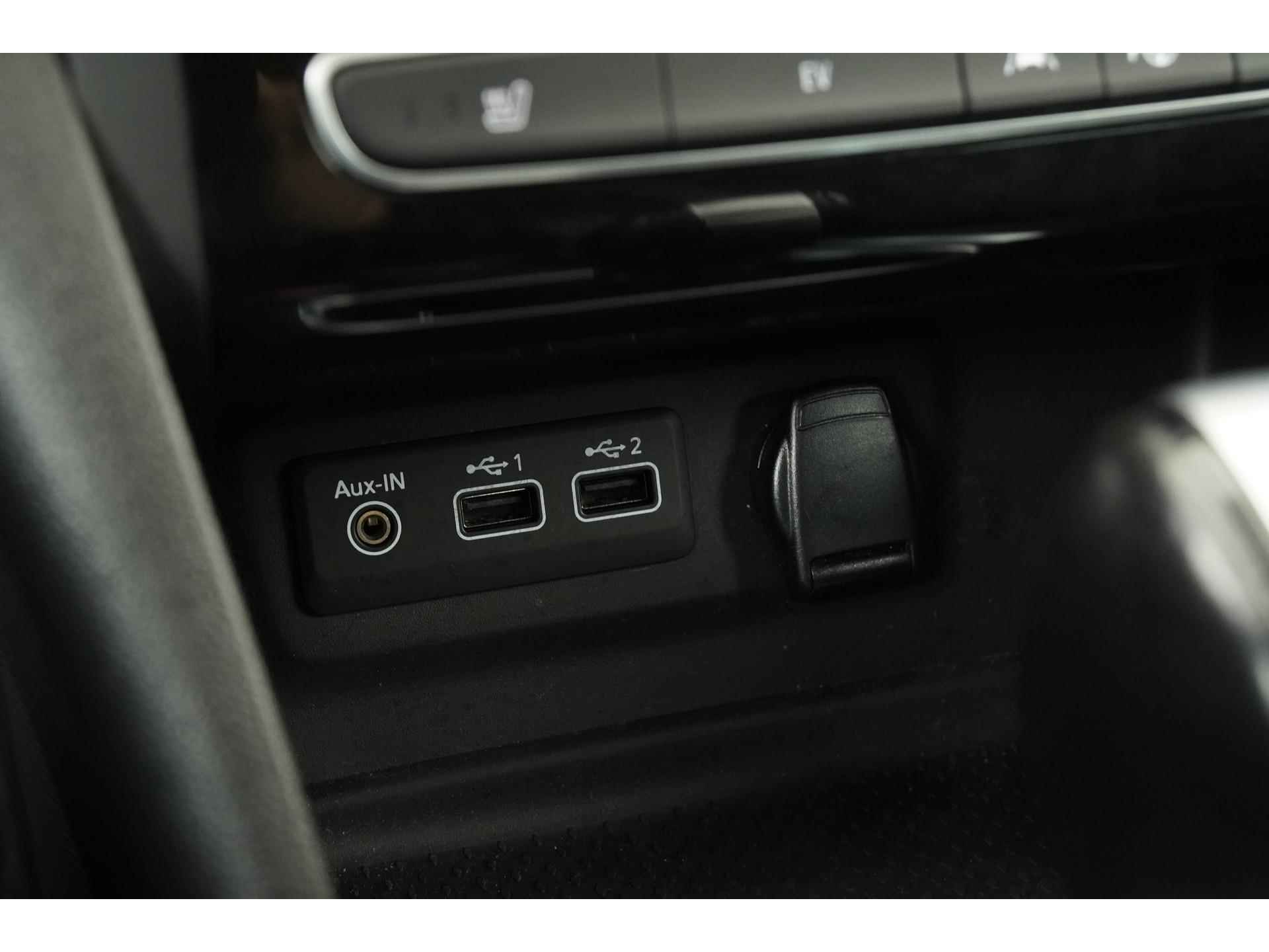Renault Mégane Estate 1.6 E-Tech Plug-In Hybrid Intens | Head Up | Stoelverwarming | Zondag Open! - 13/43