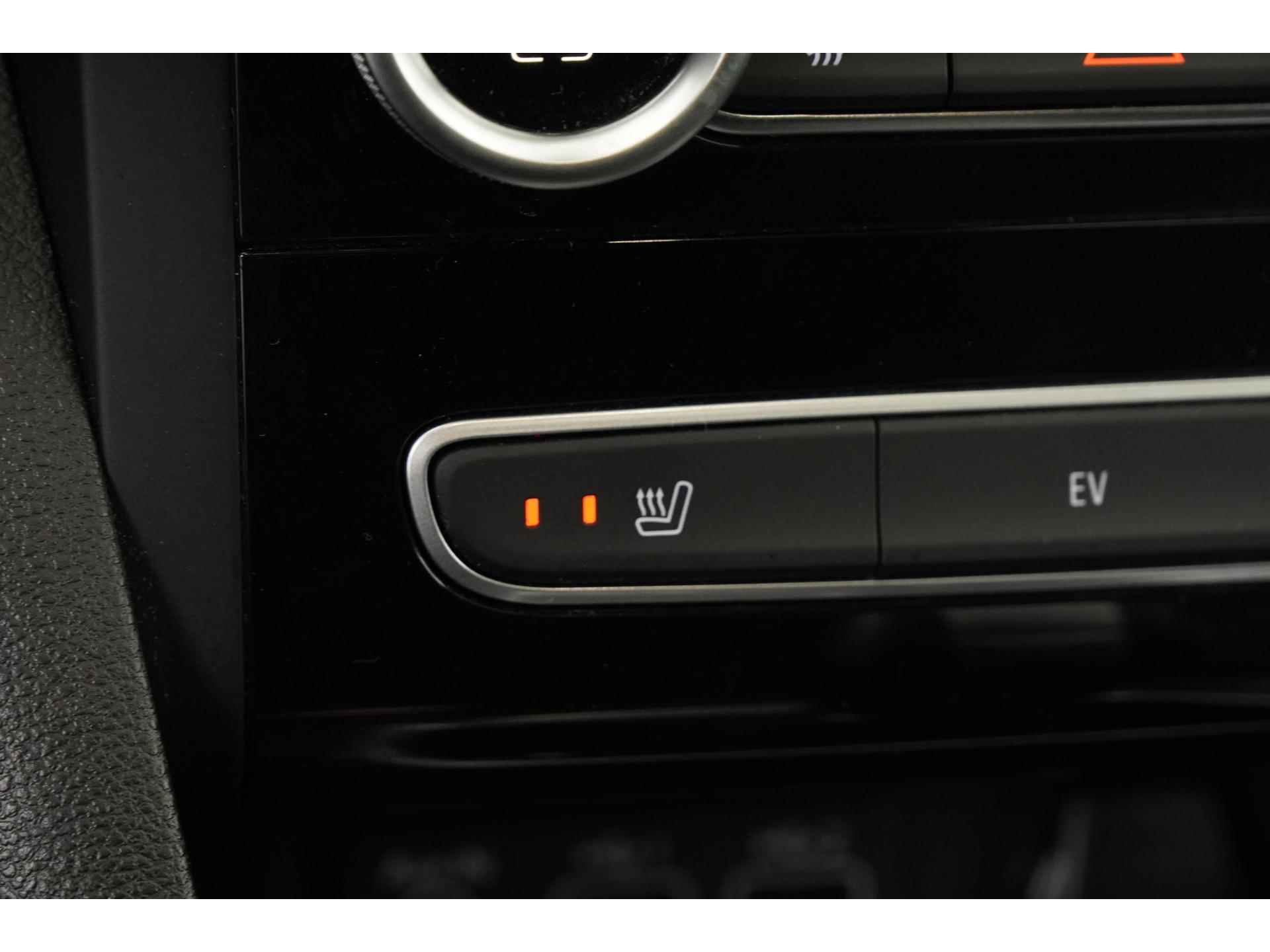 Renault Mégane Estate 1.6 E-Tech Plug-In Hybrid Intens | Head Up | Stoelverwarming | Zondag Open! - 37/43