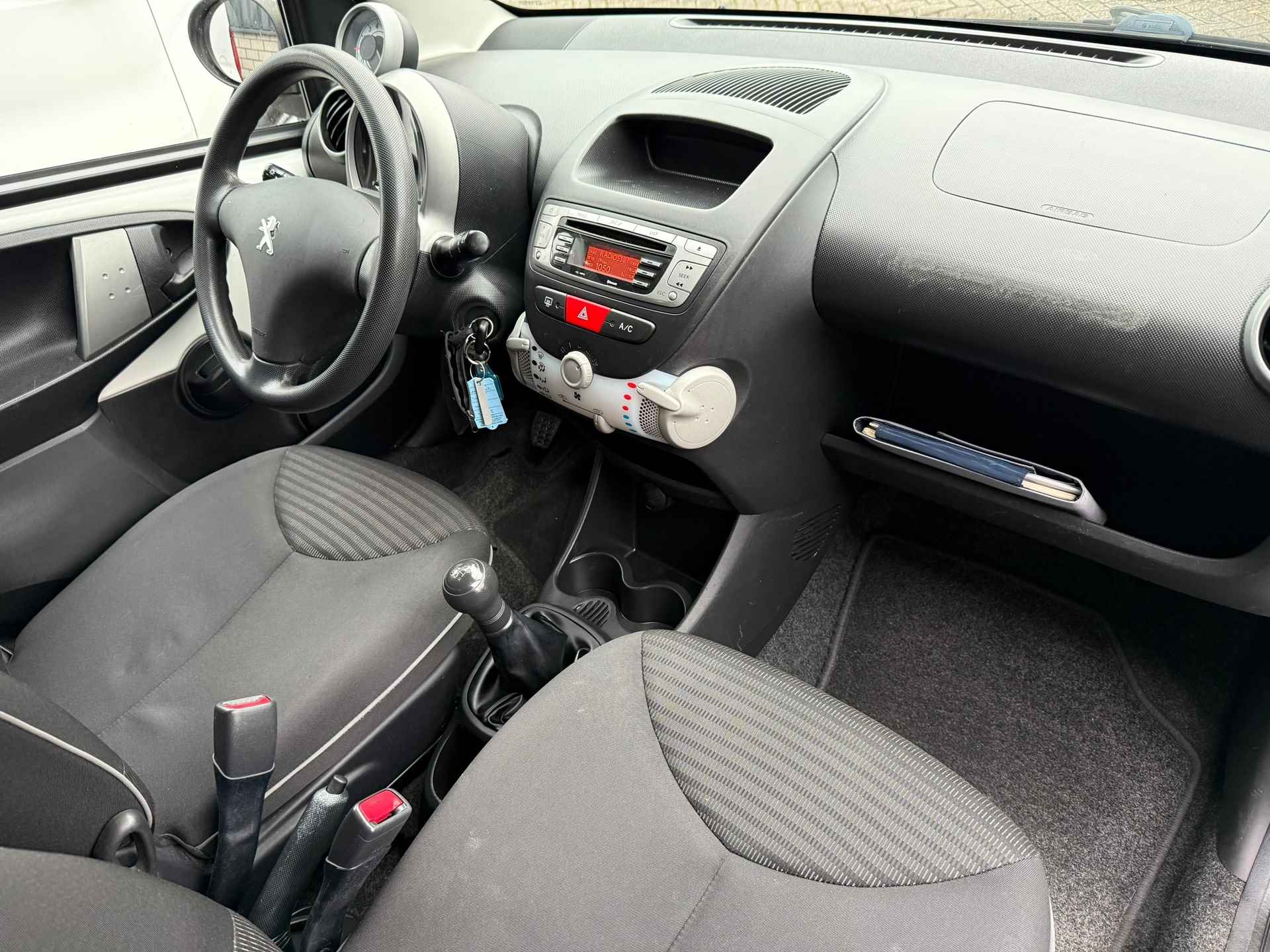 Peugeot 107 1.0 Active Airco Elektrische Ramen 5d Nieuwe Apk - 11/16