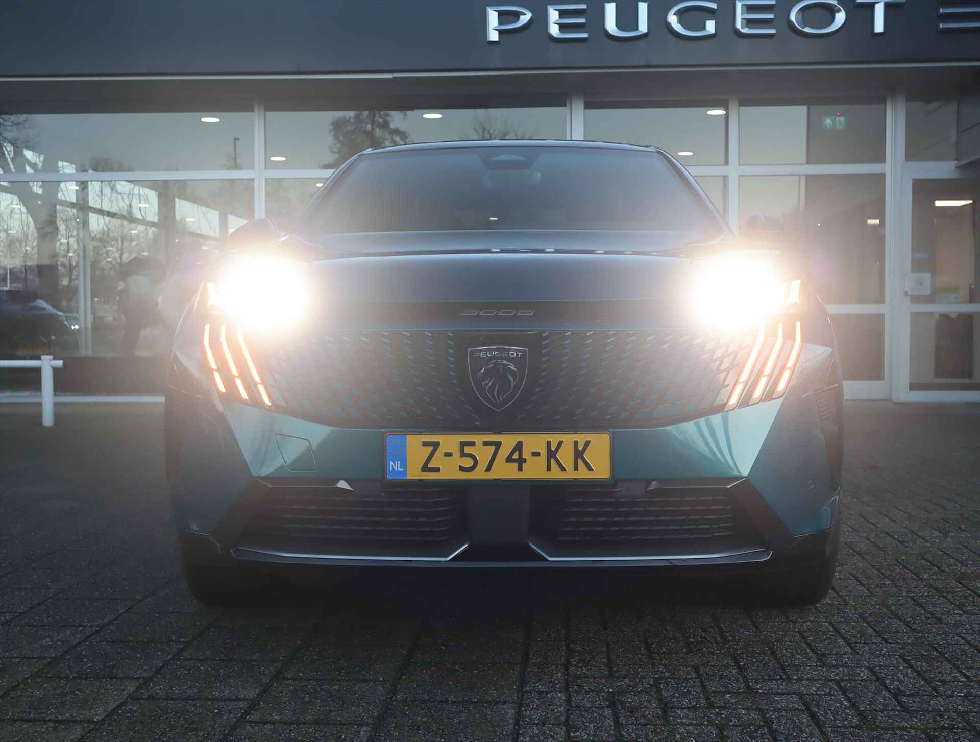 PEUGEOT 3008 EV GT 73 kWh 210PK Automaat, Rijklaarprijs, Trekhaak  Leder Stoelverwarming Stoelventilatie Panoramadak Warmtepomp - 15/79