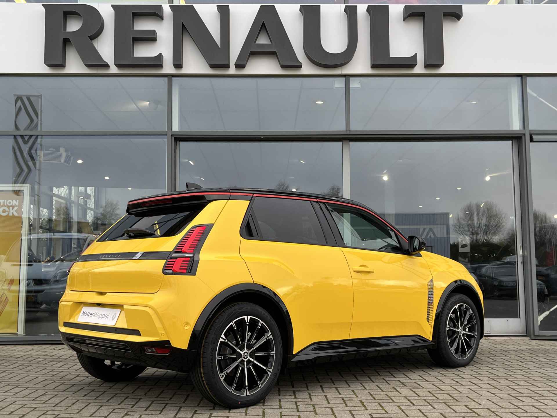 Renault 5 Comfort Range Iconic 52 kWh | Harman Kardon | Pack Safety | Pack Advanced Driving Assist - 4/56