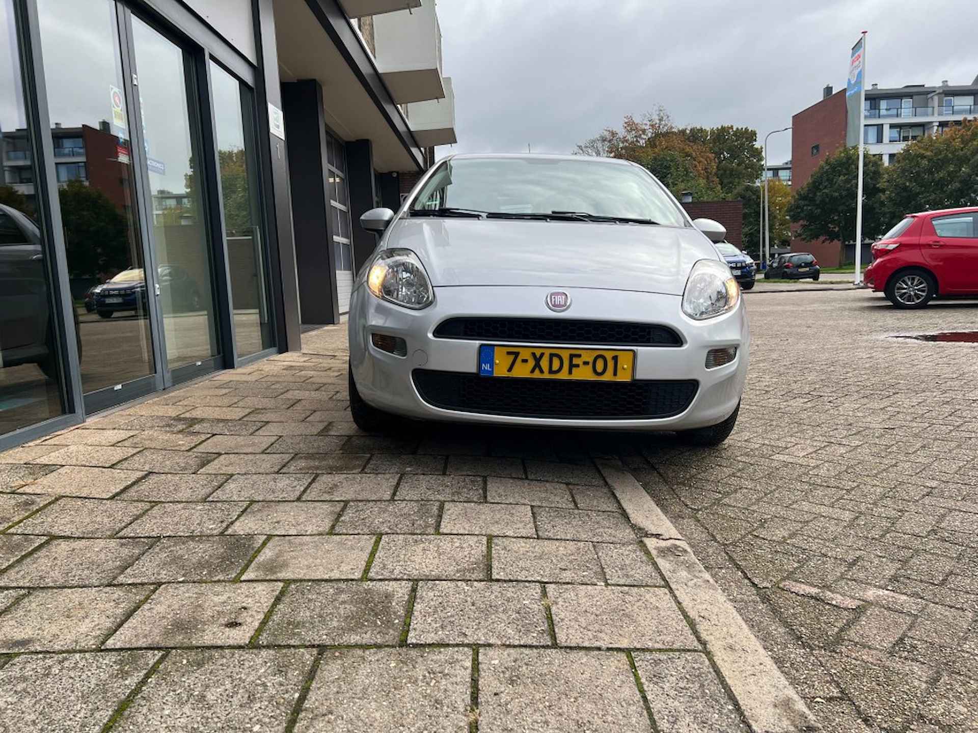 FIAT Punto 0.9 TWINAIR STREET - 4/19