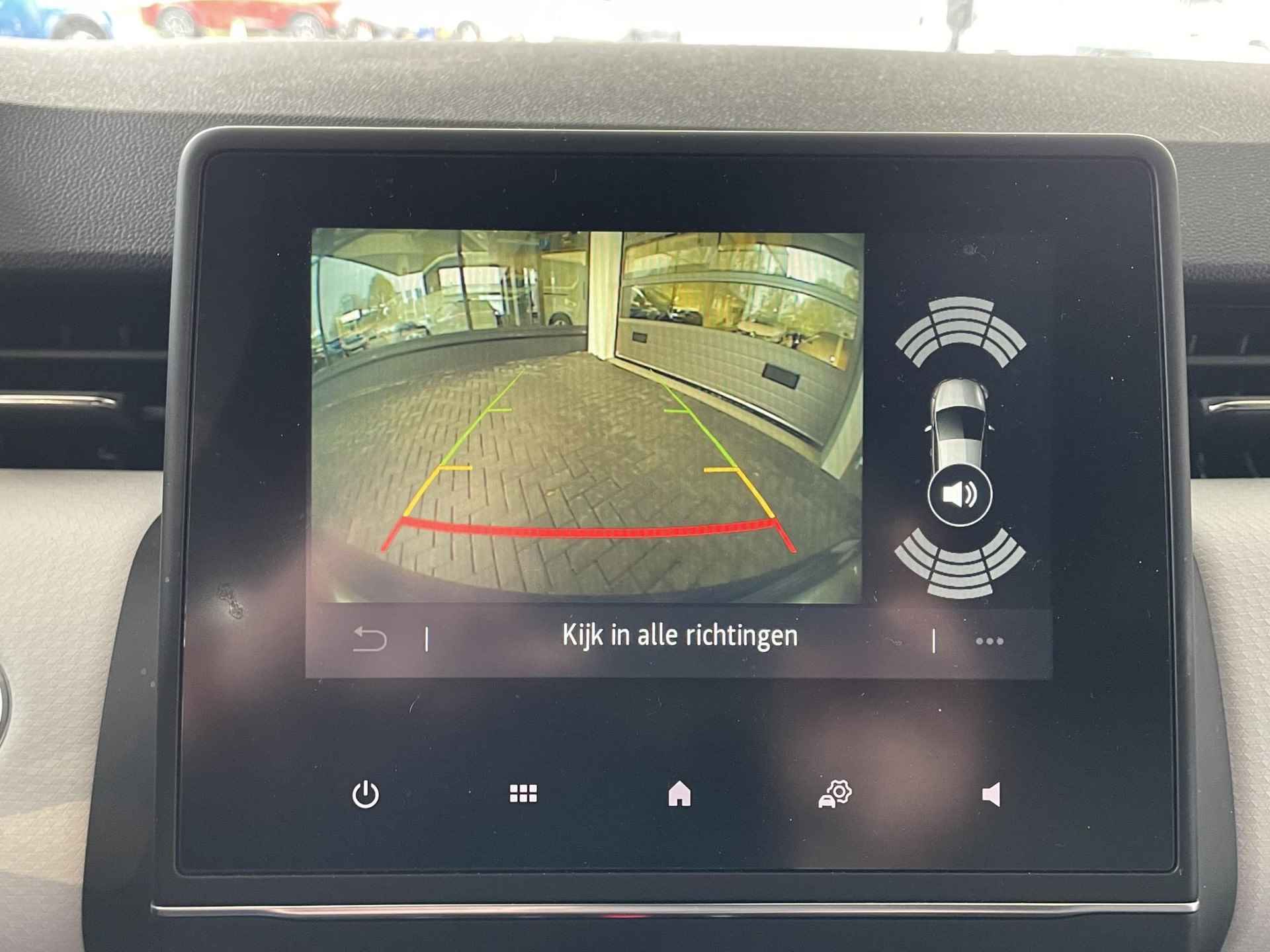 Renault Clio 1.0 TCe 90 Techno  / Cruise / Clima / Full LED / Navigatie / Camera / PDC  / Apple Carplay of Android Auto - 23/27