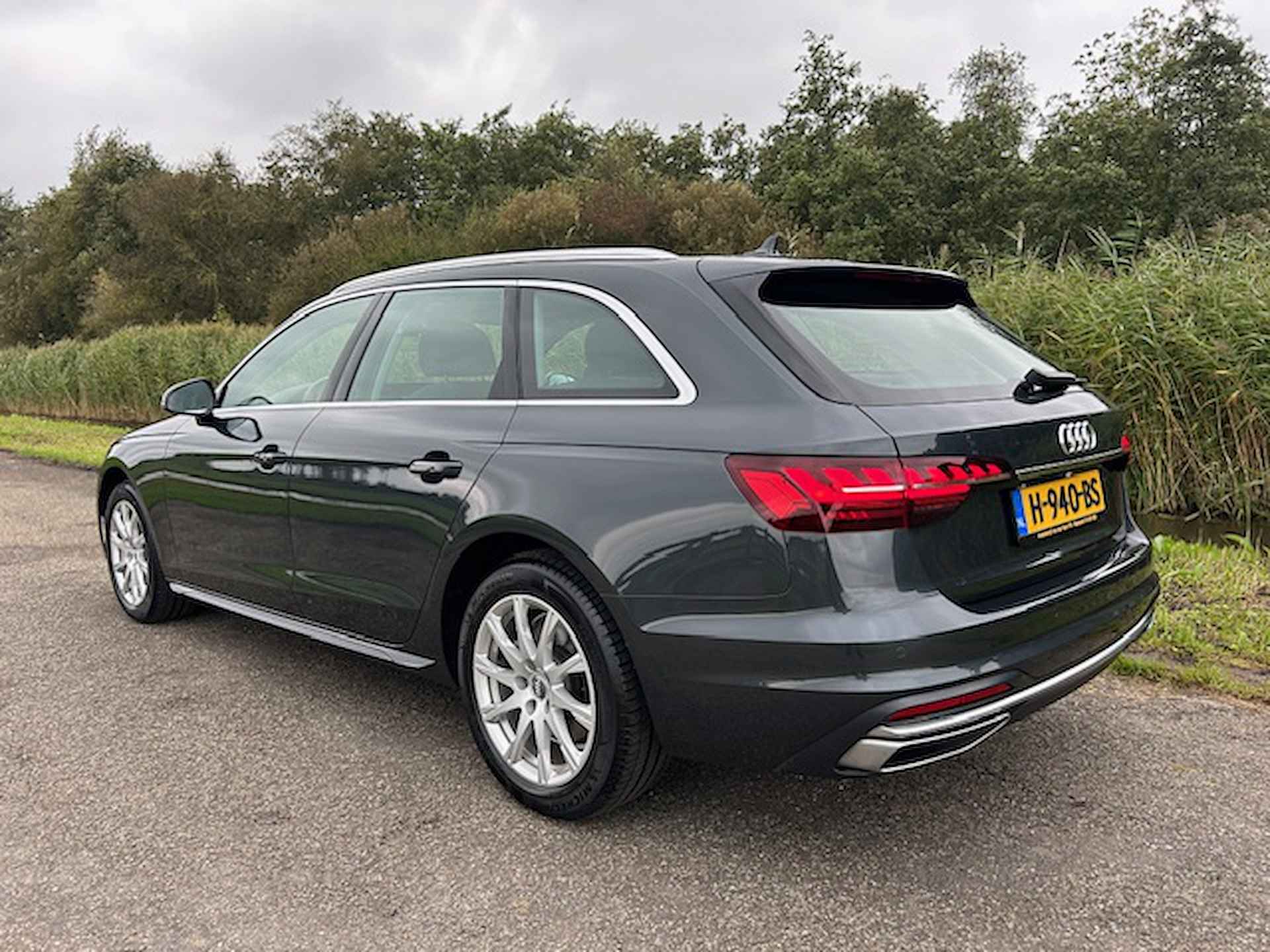 AUDI A4 Avant 35 TFSI Launch edition Business S tronic | Navigatie | Apple carplay / android auto | Cruise control | Elektr. achterklep | NAP | Rijklaar prijs! - 6/24