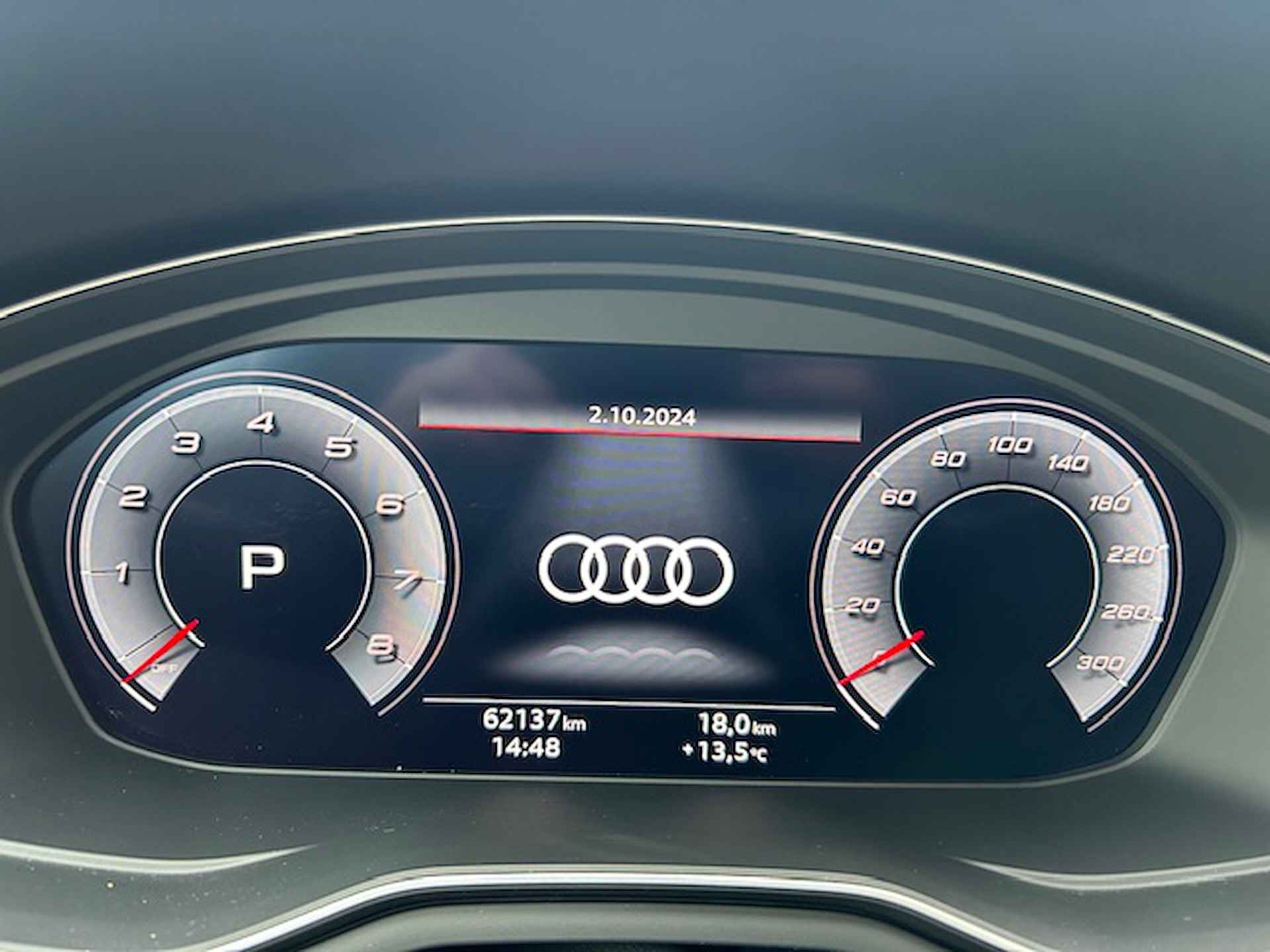 AUDI A4 Avant 35 TFSI Launch edition Business S tronic | Navigatie | Apple carplay / android auto | Cruise control | Elektr. achterklep | NAP | Rijklaar prijs! - 17/24