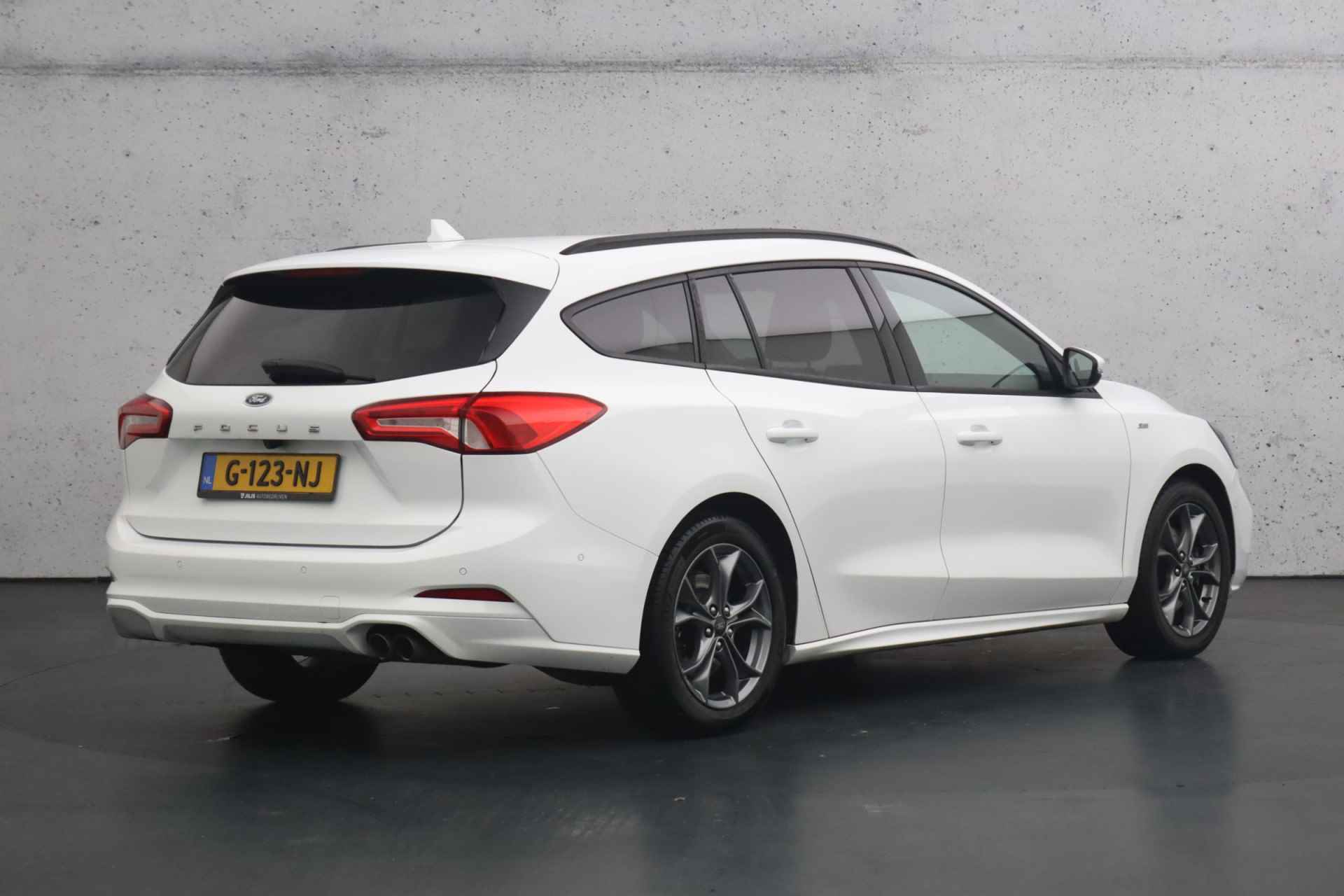 Ford FOCUS Wagon 1.0 EcoBoost ST Line Business | Camera | Parkeersensoren | Sportstoelen | Apple carplay - 22/30