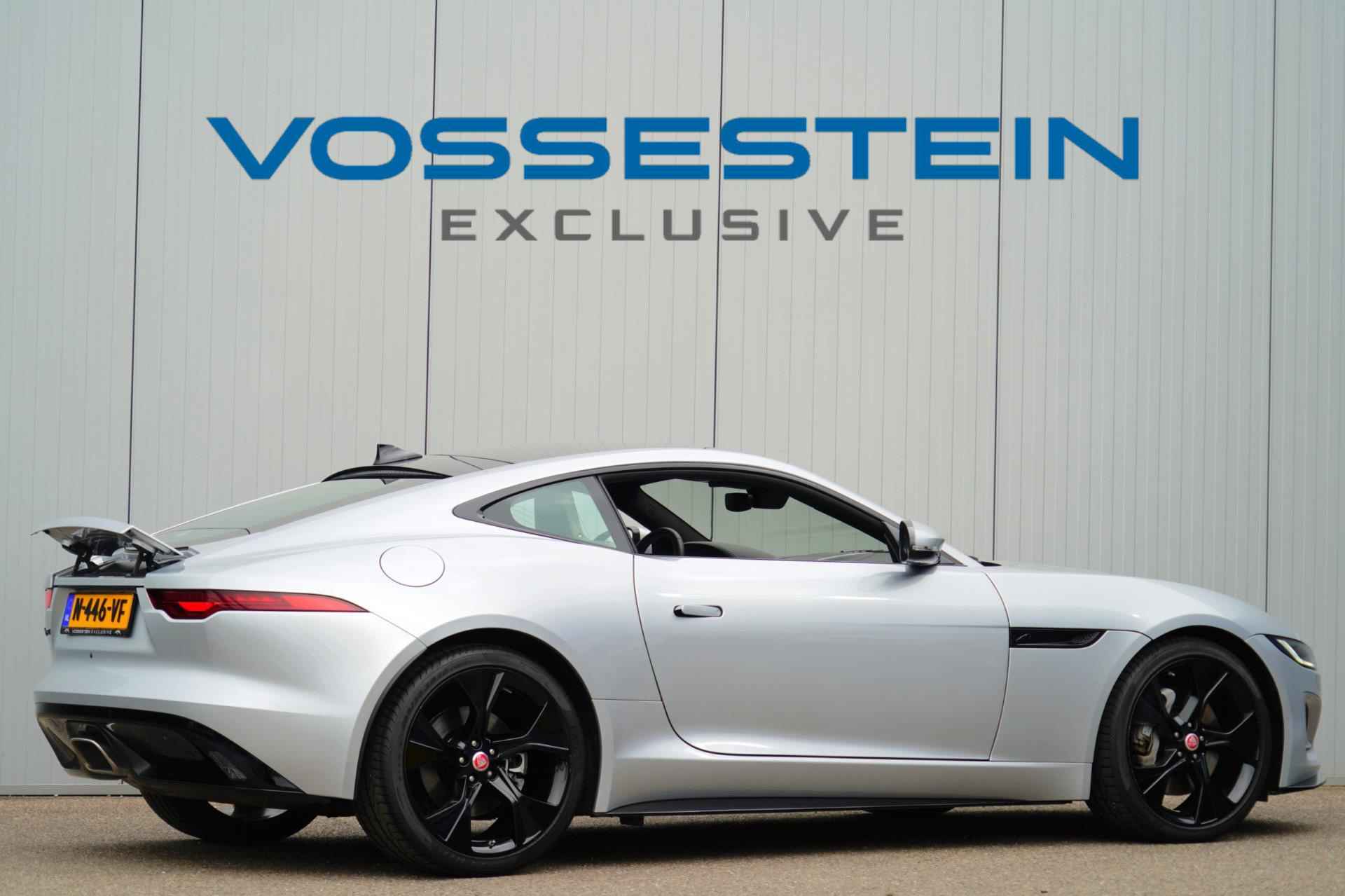 Jaguar F-TYPE P300 RWD R-Dynamic / 16dkm NAP / 1e Eigenaar / Panodak / Meridian Sound / Camera / Navi - 2/42