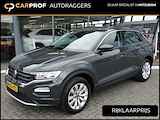 Volkswagen T-Roc 1.5 TSI 150pk DSG Style | Clima | Carplay | Adaptief | Trekhaak | Navi