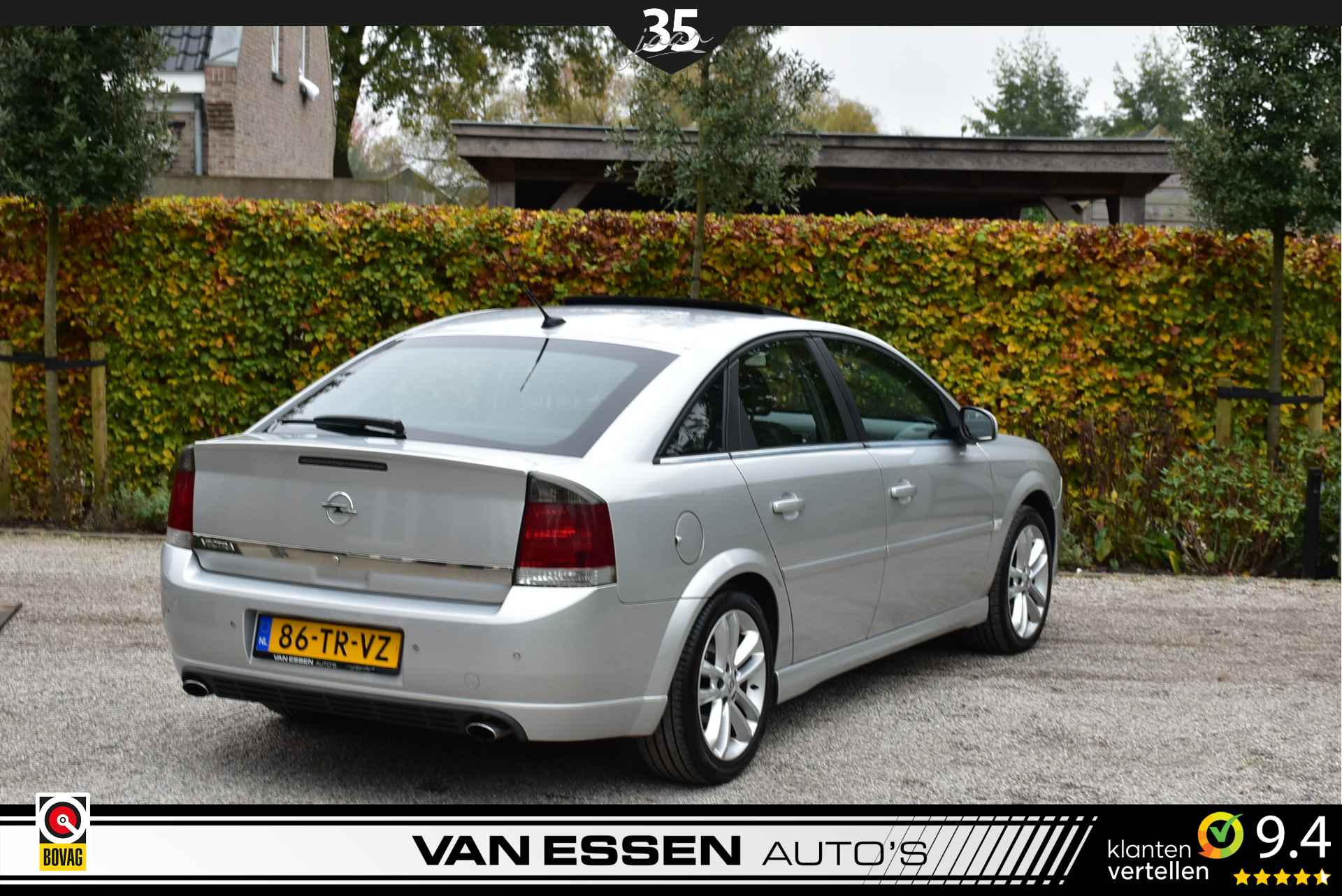 Opel Vectra GTS 2.2 16V Executive Aut. Pano Leer Stoelverwarming Nieuwe APK! NL-Auto! - 26/28