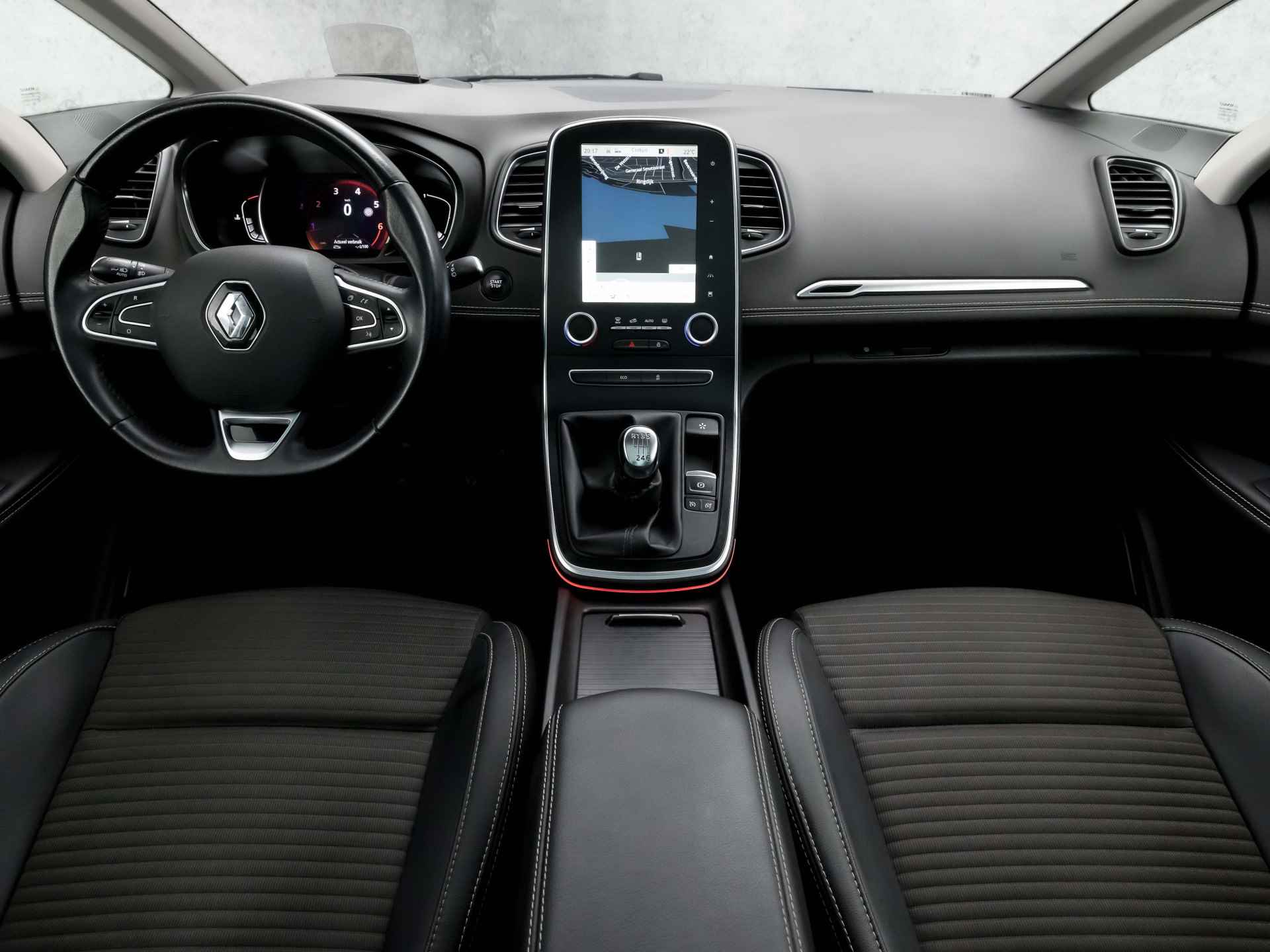 Renault Grand Scénic 1.3 TCe Bose Luxury 7 Persoons (PANORAMADAK, CAMERA, APPLE CARPLAY, GROOT NAVI, HEAD-UP DISPLAY, KEYLESS, LEDER, SPORTSTOELEN, LED KOPLAMPEN, GETINT GLAS, NIEUWSTAAT) - 6/39