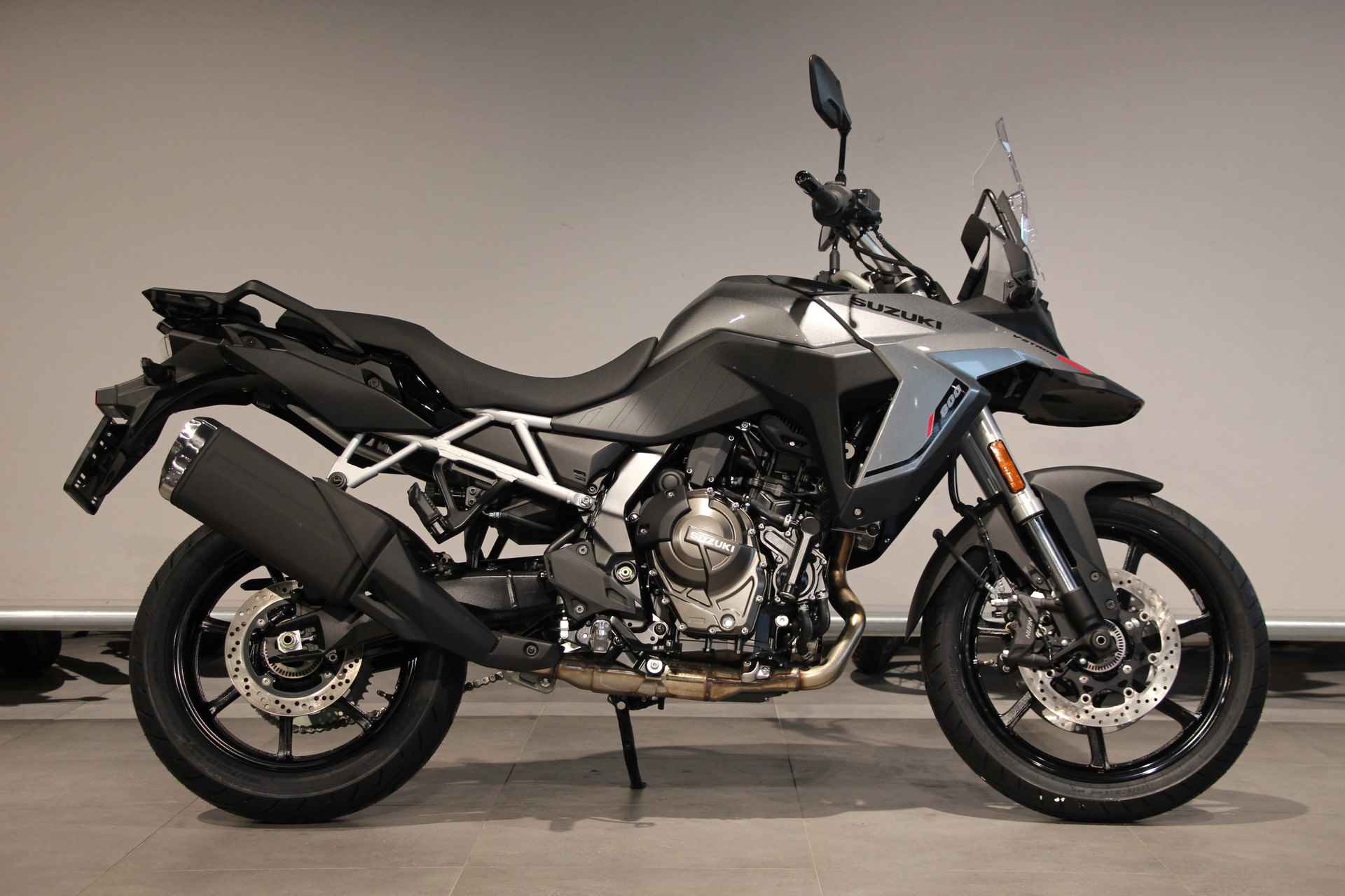 Suzuki V-STROM 800