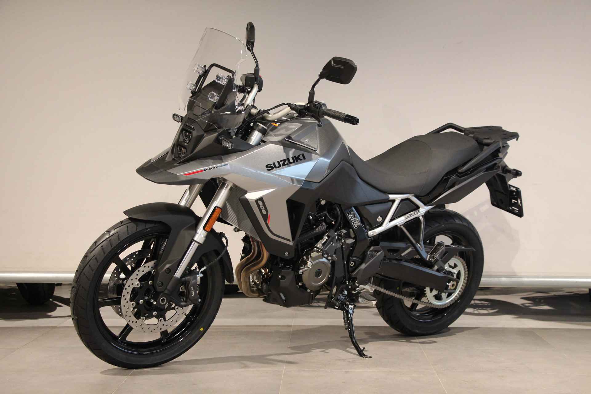 Suzuki V-STROM 800 - 4/14