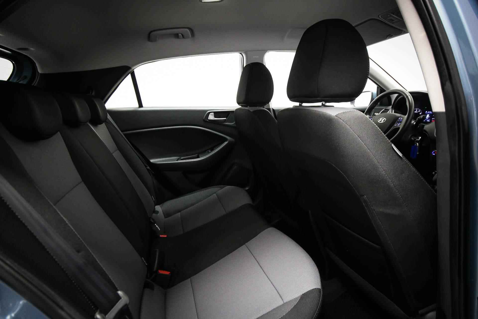Hyundai i20 1.0 T-GDI Comfort | AUTOMAAT | NAVIGATIE | DAB | CAMERA - 7/47
